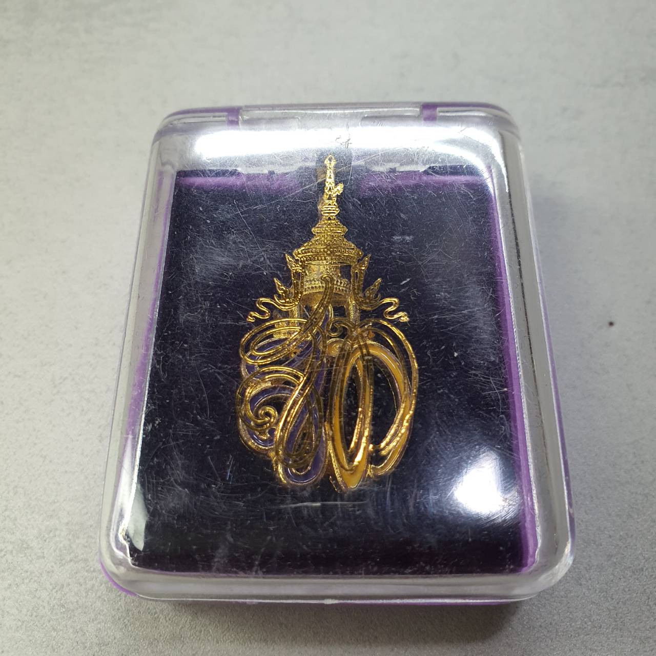 เข็มกลัด เข็มที่ระลึก ตราสัญลักษณ์ สท ( ราชินีสุทิดา )