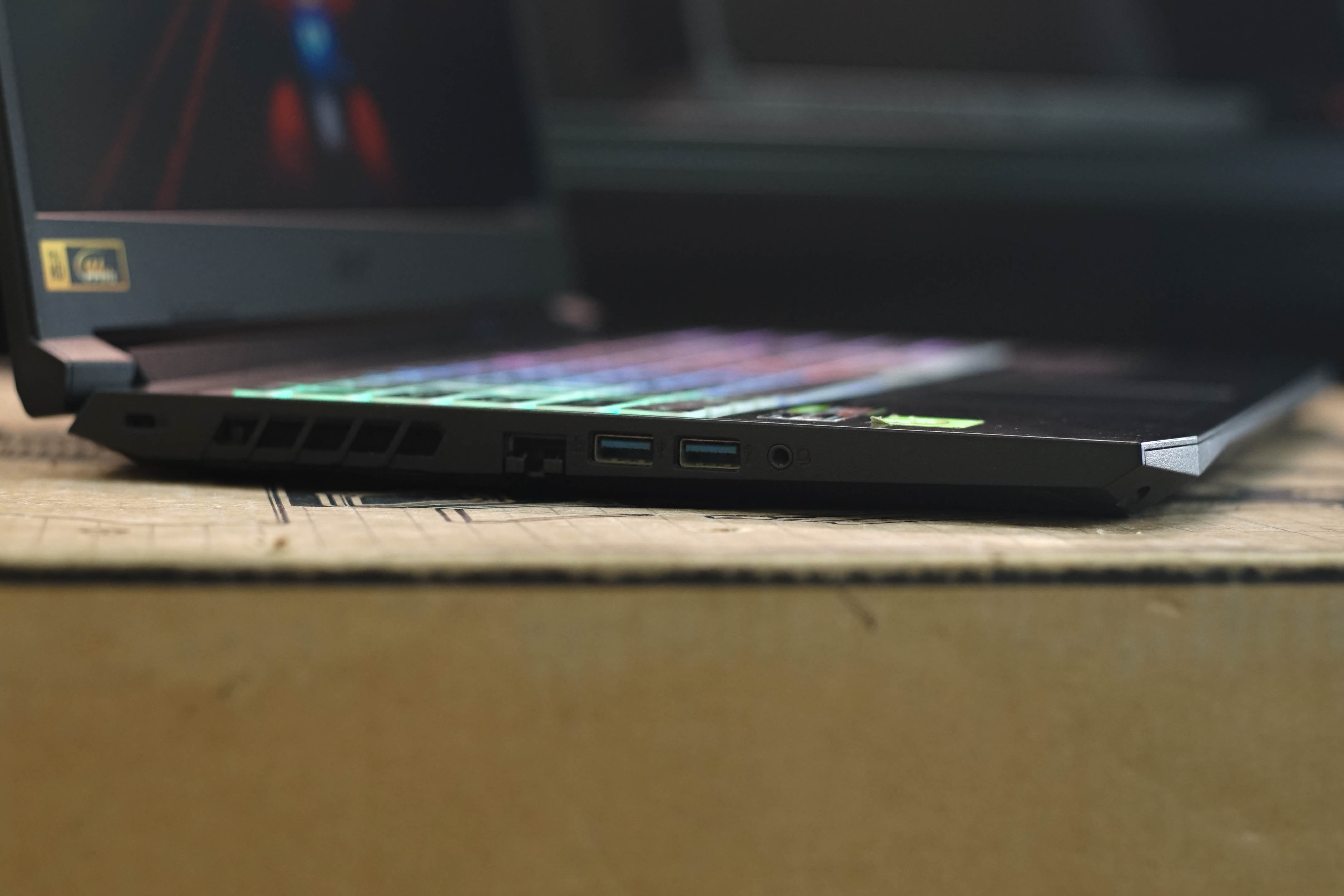 โน๊ตบุ๊คเล่นเกมมือสอง Acer Nitro 5 AN515-45-R61J R7 5800H RAM 16 GB M.2 512GB RTX3050Ti จอ 15.6"