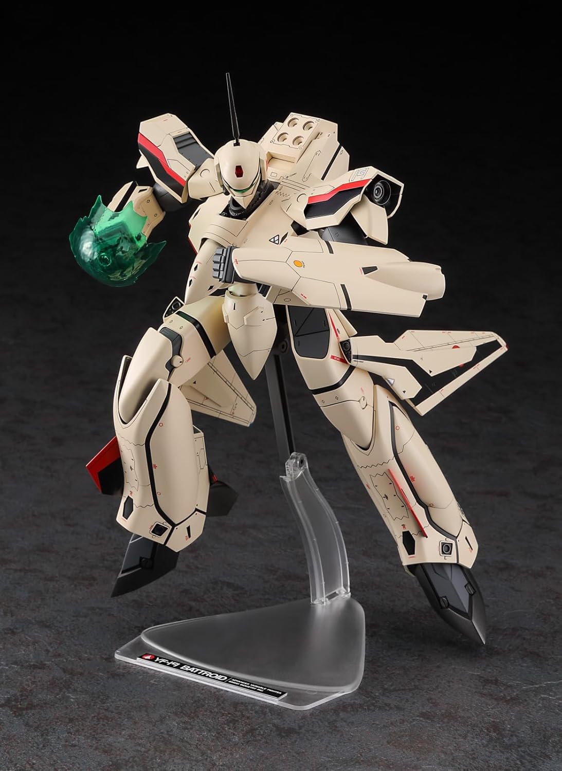 **MTS Toys**Hasegawa Macross Plus 1/72 : YF-19 Battroid