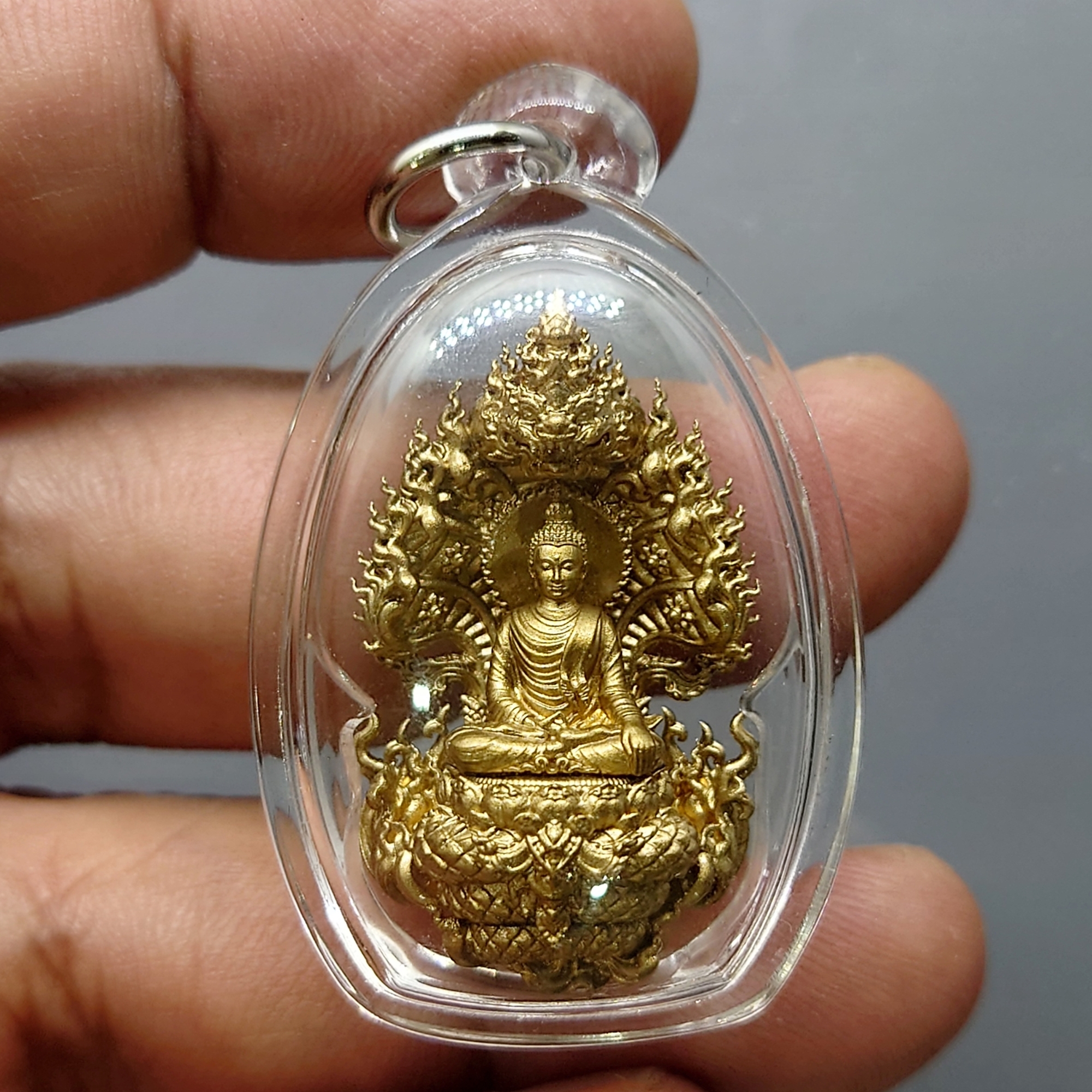 เหรียญหล่อนาคปรกพุทธศิลป พระพุทธสุขนิรันตร์ เนื้อบรอนซ์ พิมพ์เล็ก สร้าง 99 องค์ วัดสิรินธรเทพรัตนาราม พ.ศ.2563 กล่องเดิม
