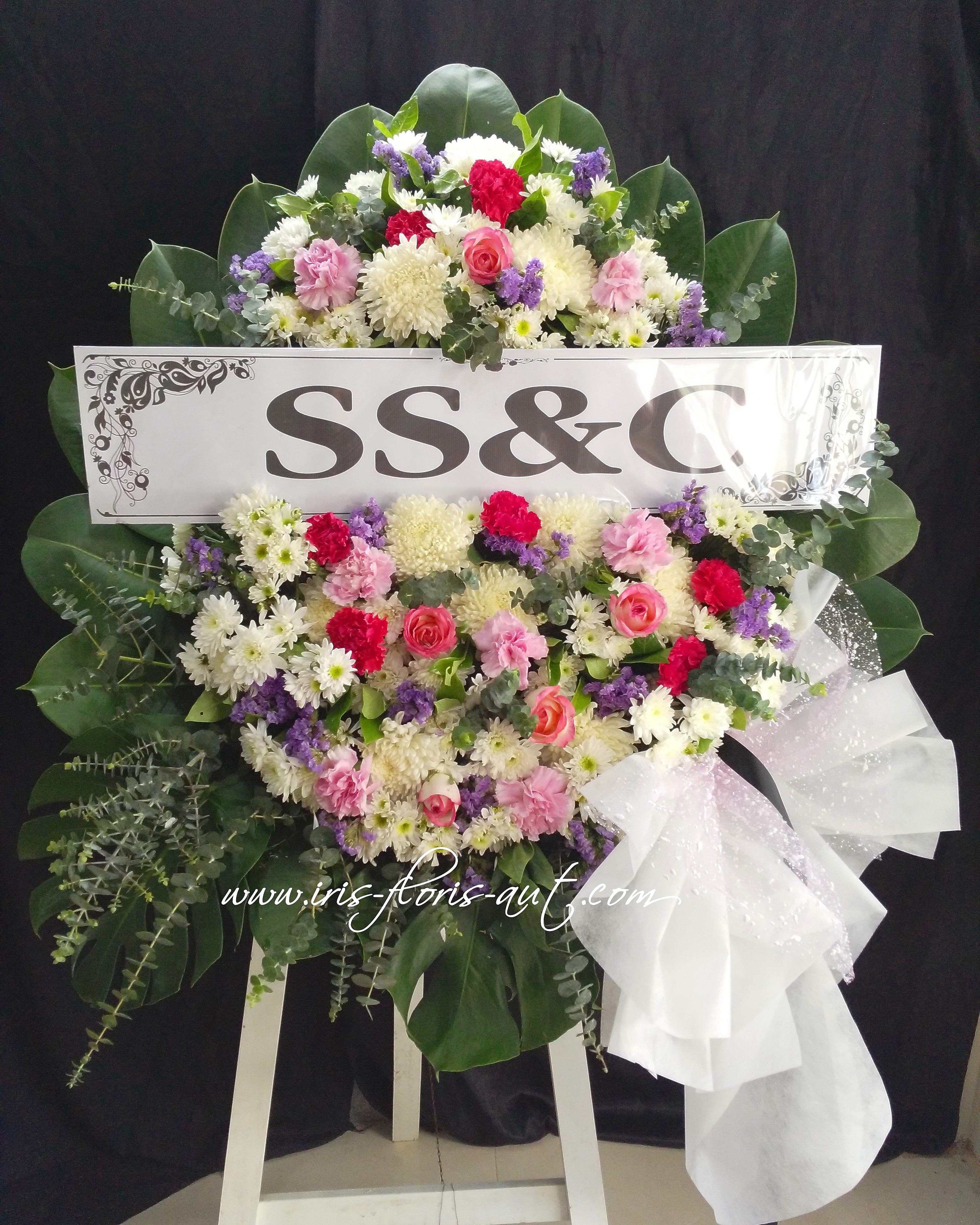 พวงหรีดดอกไม้สด
