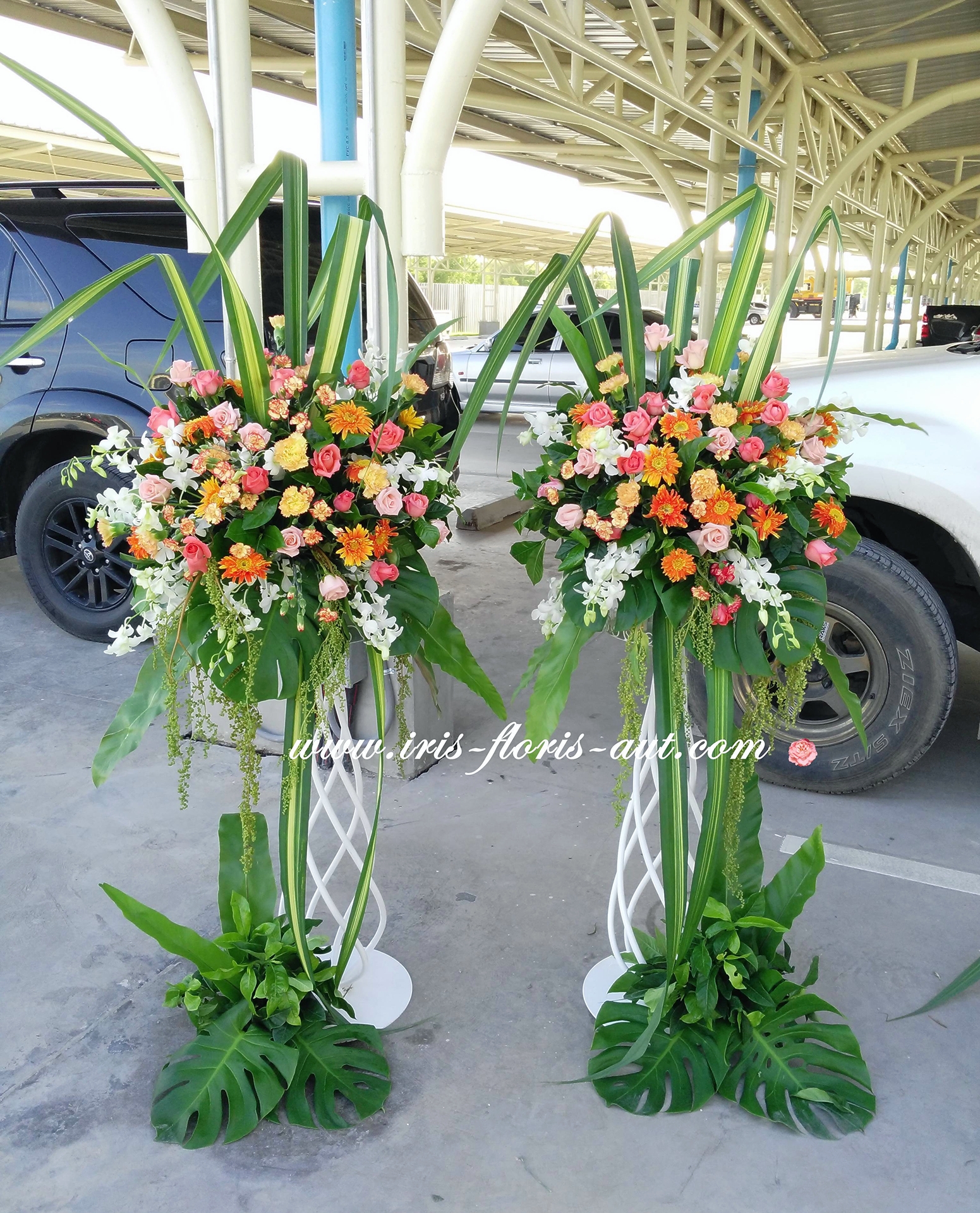 ดอกไม้ประดับสแตนสำหรับ grandopening