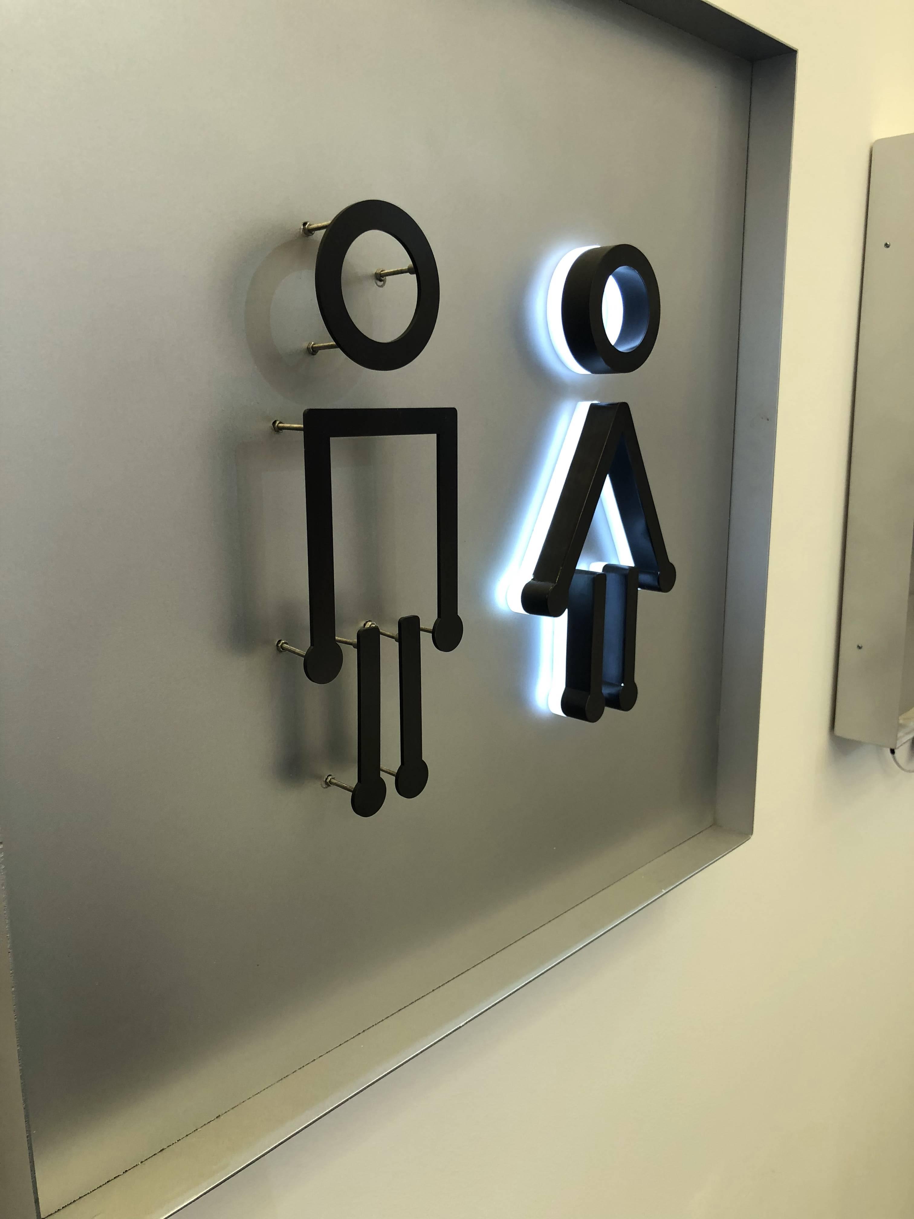 ป้ายไฟโลโก้ ป้ายห้องน้ำ1