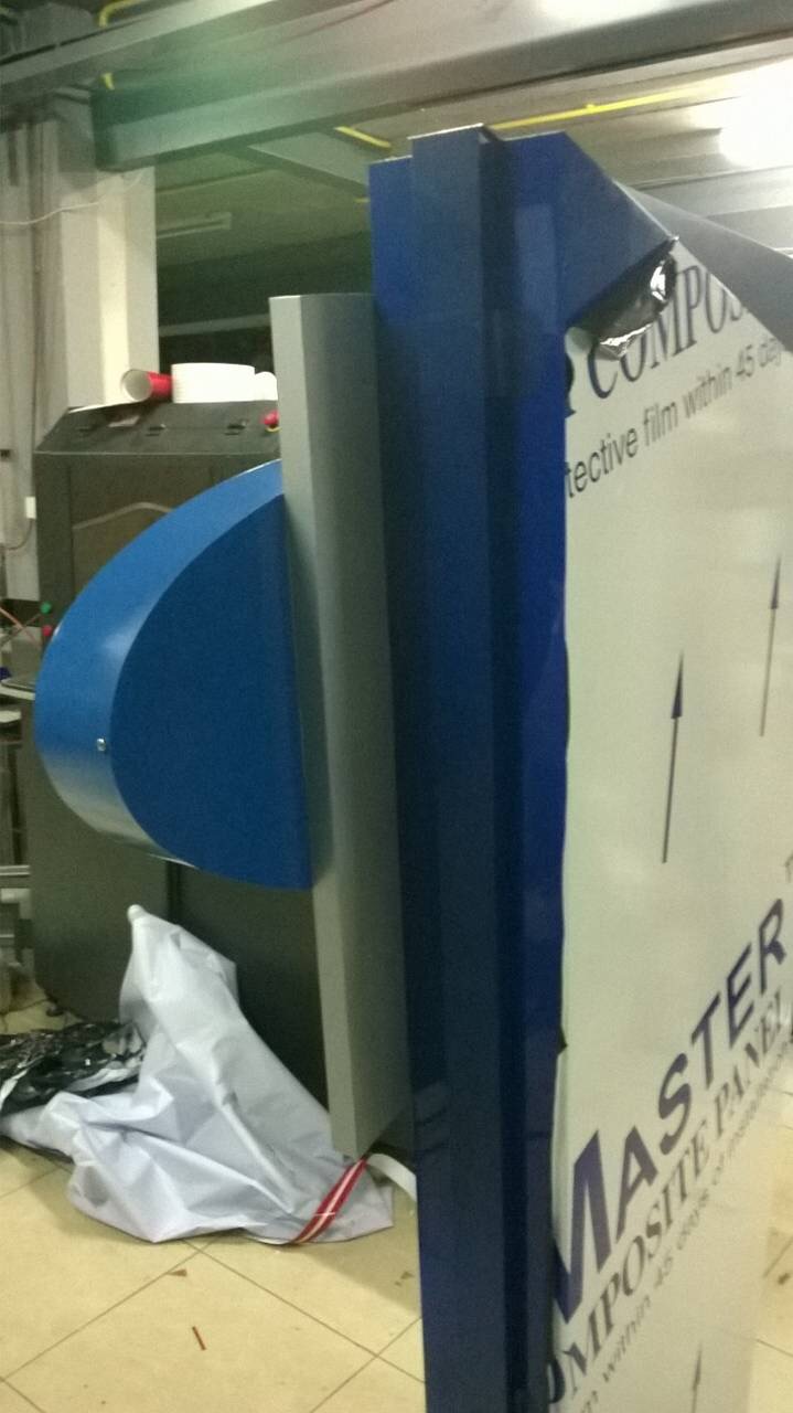 ป้ายล้อเลื่อนฐานสวย งานWOW WAB