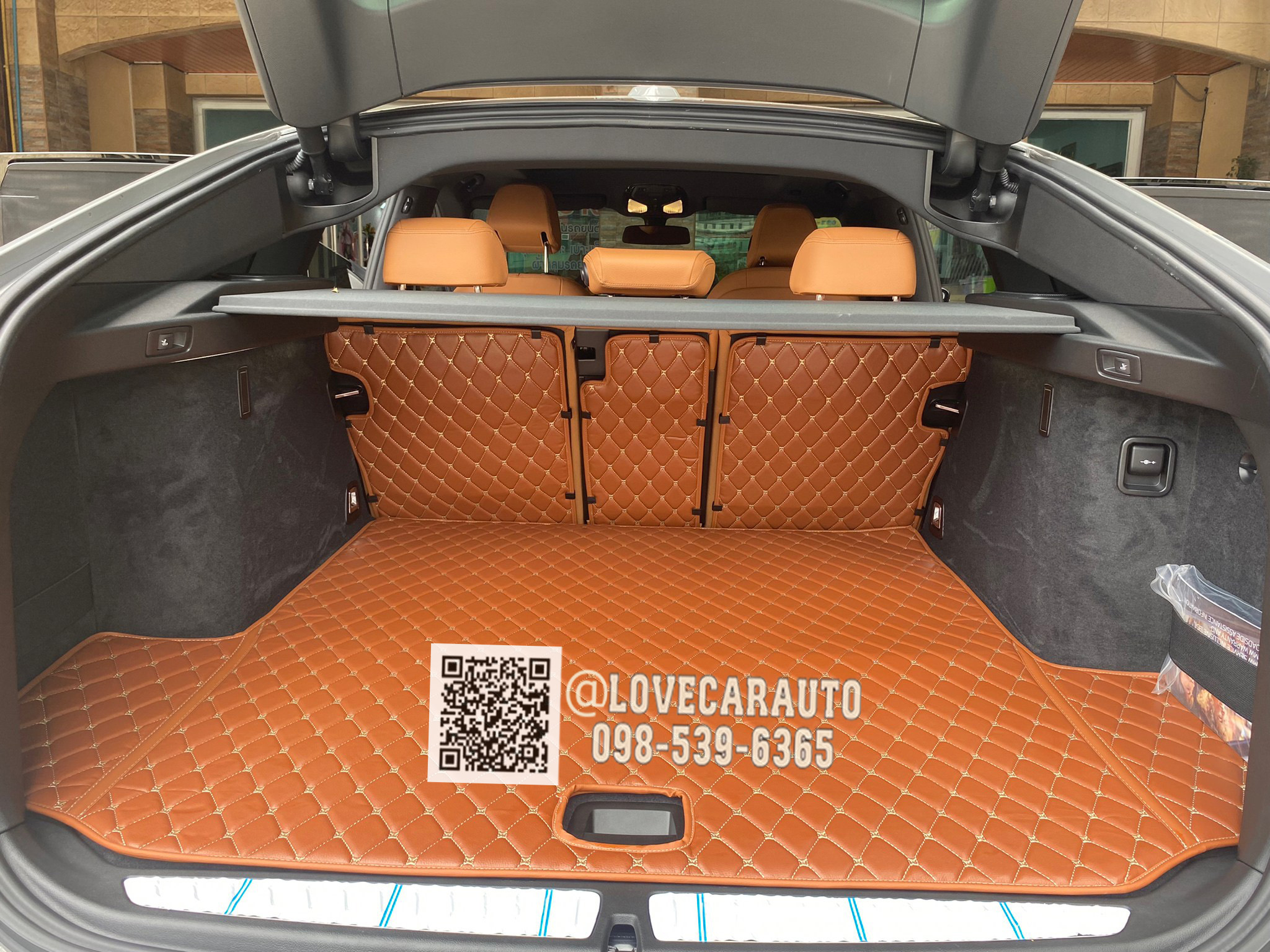 พรมปูพื้นรถยนต์ 7D Bmw 630I GT 2022 สีน้ำตาลเข้ม +ไวนิลสีน้ำตาล