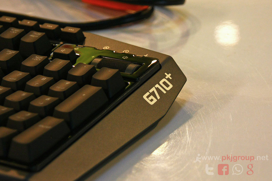 Logitech G710+ คีย์บอร์ดเกมส์ Cherry Switch ไฟสีขาว ราคาพิเศษ(รีวิว