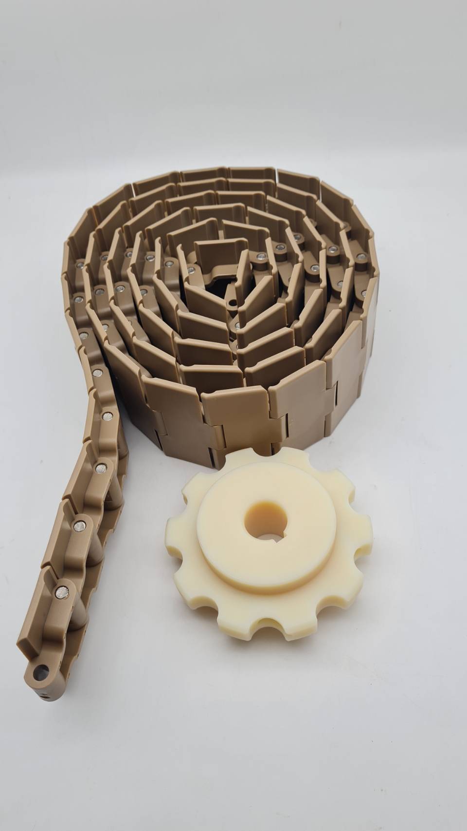 828-K330 สาพาน top chain ความกว้าง 82 มิลลิเมตรเป็นสายพานรุ่นข้อใหญ่ ใช้งานทนทานไม่แตกง่าย