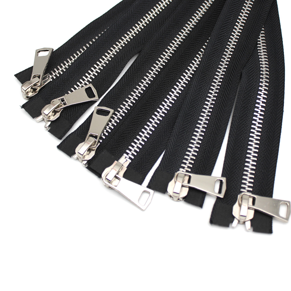 ซิปโลหะ No.8 ยาว 120cm Metal Zipper