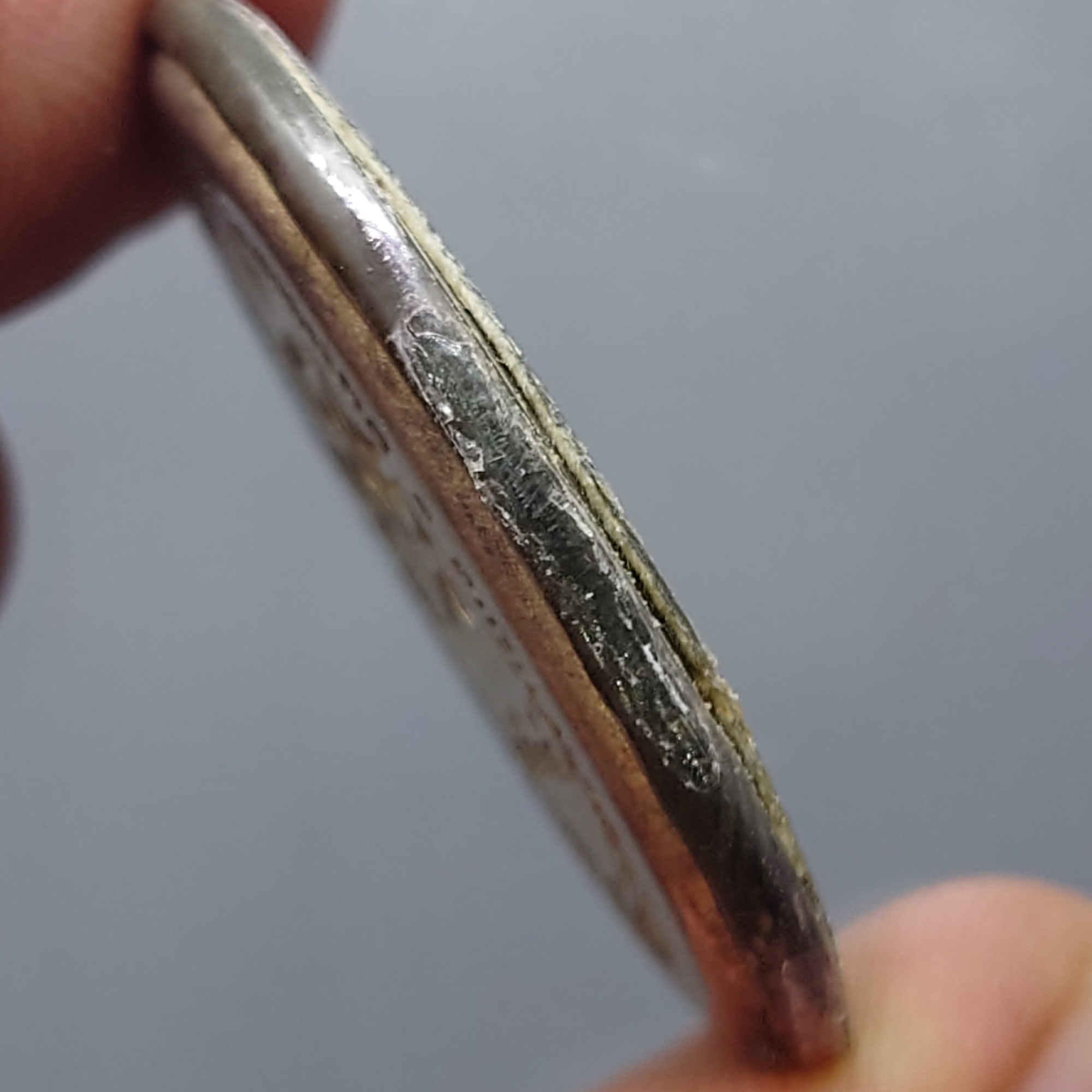 ล็อกเก็ต พระมหาปิยะราช รัชกาลที่ 5 หลังแผ่นเงิน วัดหัวลำโพง พ.ศ.2535