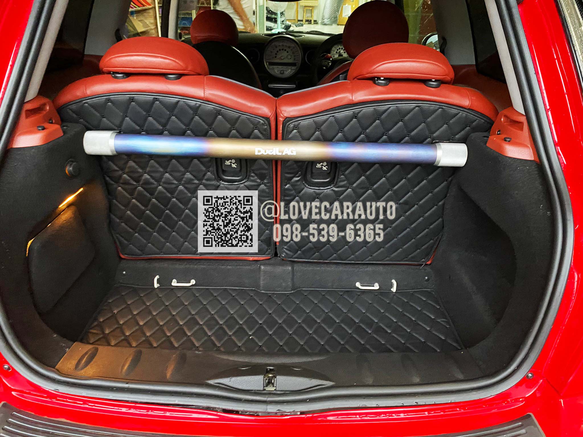 พรมปูพื้นรถยนต์ 6D Mini Cooper S R56 สีดำด้ายดำ เต็มคัน