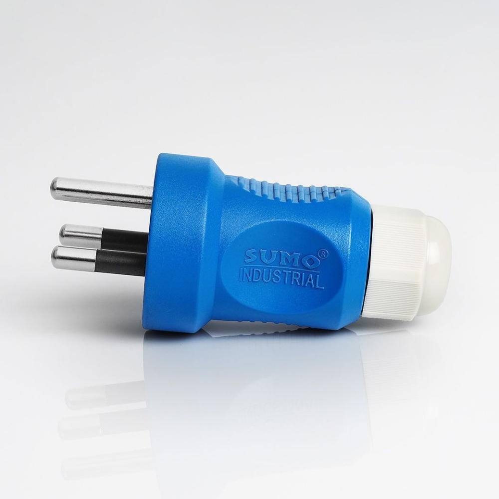 "SUMO" P1-0123TH พาวเวอร์ปลั๊กตัวผู้ 3สาย 3ขา 16A 220V IP44