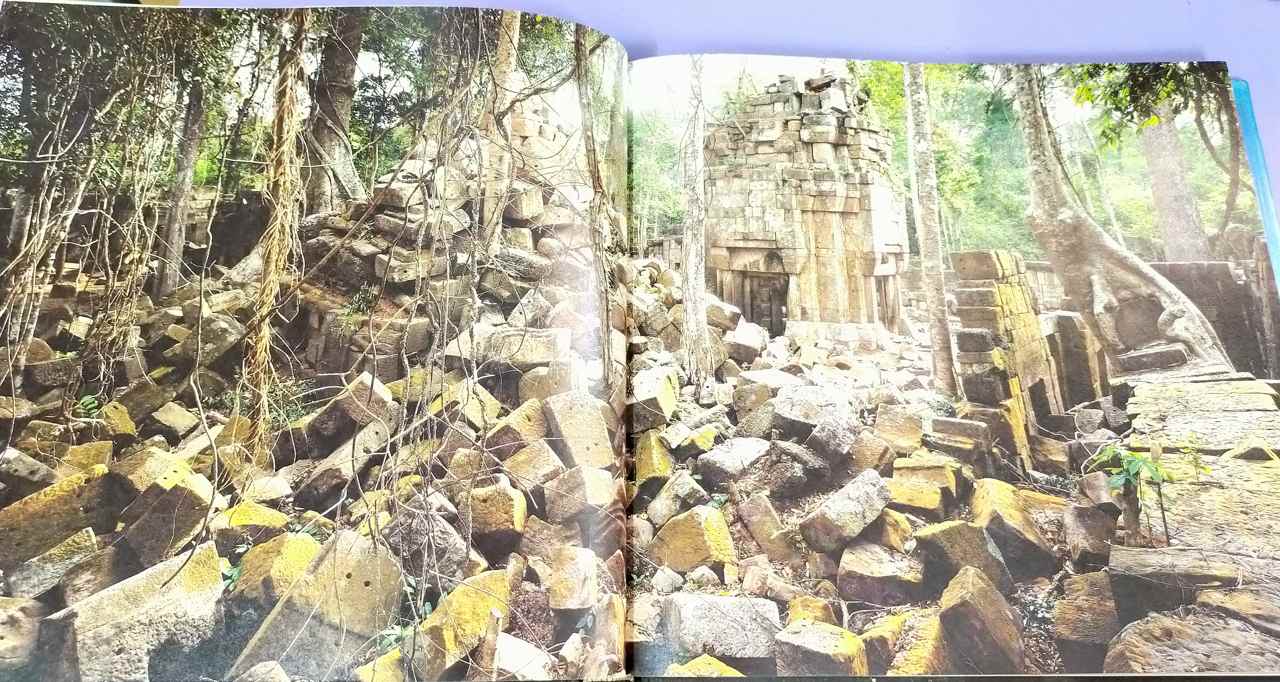 PALACES OF THE GODS : KHMER ART & ARCHITECTURE IN THAILAND