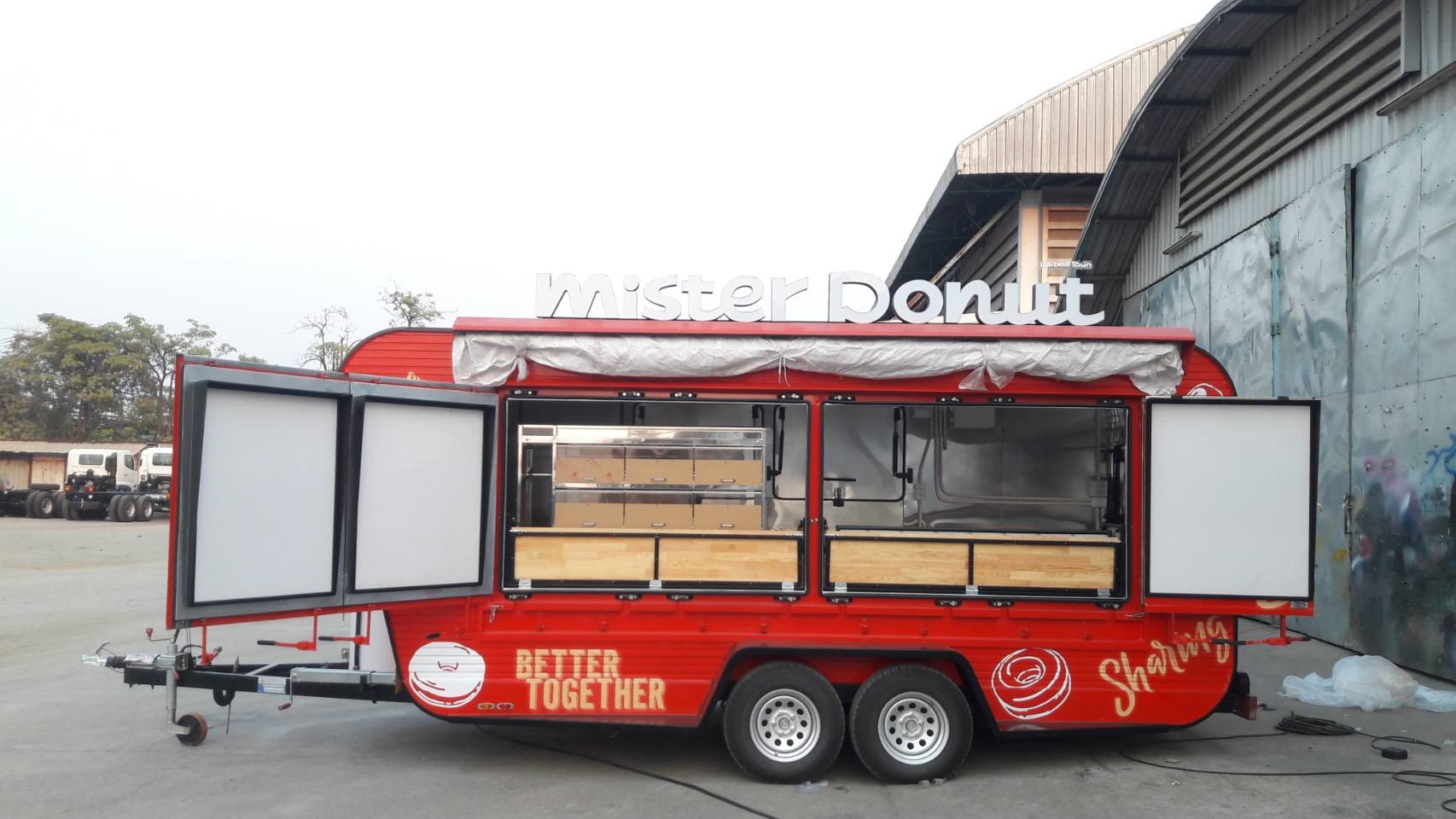 ป้ายไฟกรอบกระจายแสงแอลอีดี งานติดรถMISTERDONUT