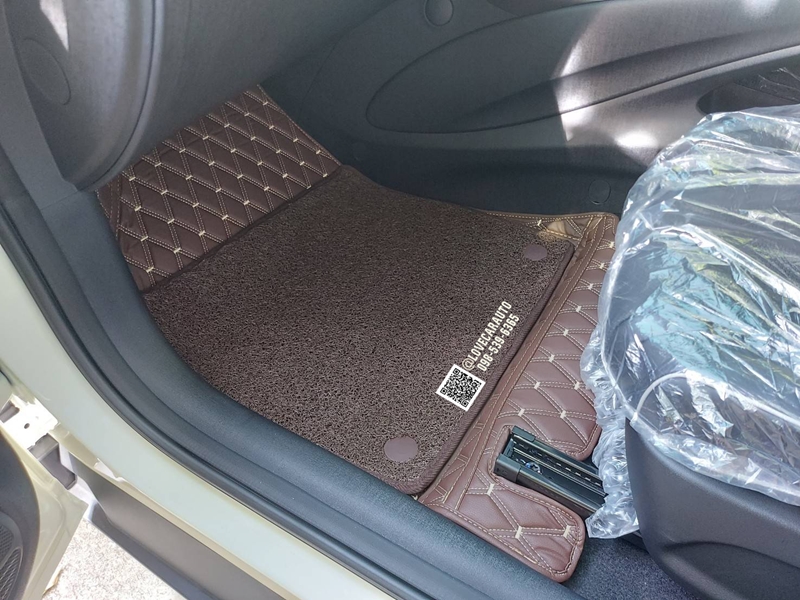 พรมปูพื้นรถยนต์ Byd Dolphin สีกาแฟvvip+ไวนิลน้ำตาล