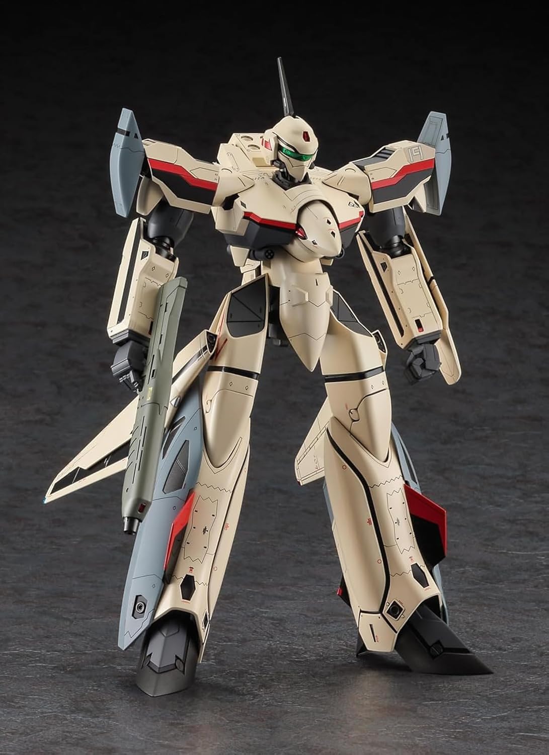 **MTS Toys**Hasegawa Macross Plus 1/72 : YF-19 Battroid