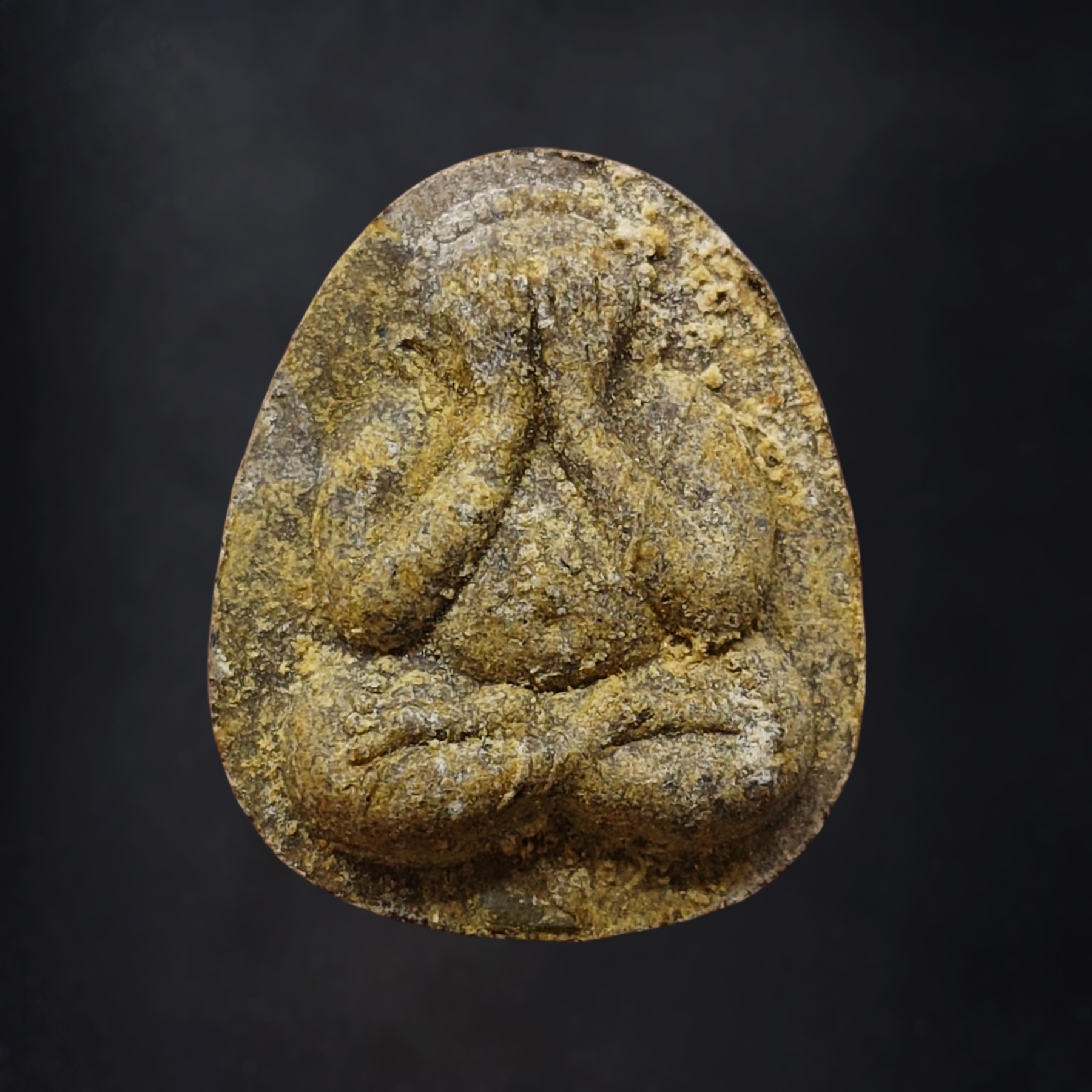 พระปิดตา หลังยันต์ดวงเล็ก หลวงปู่โต๊ะปลุกเสก เนื้อผงใบลานแก่ตังอิ๊ว สมเด็จพระญาณสังวร (เจริญ) วัดบวรนิเวศวิหาร ปี2523 พร้อมบัตรรับรองพระแท้