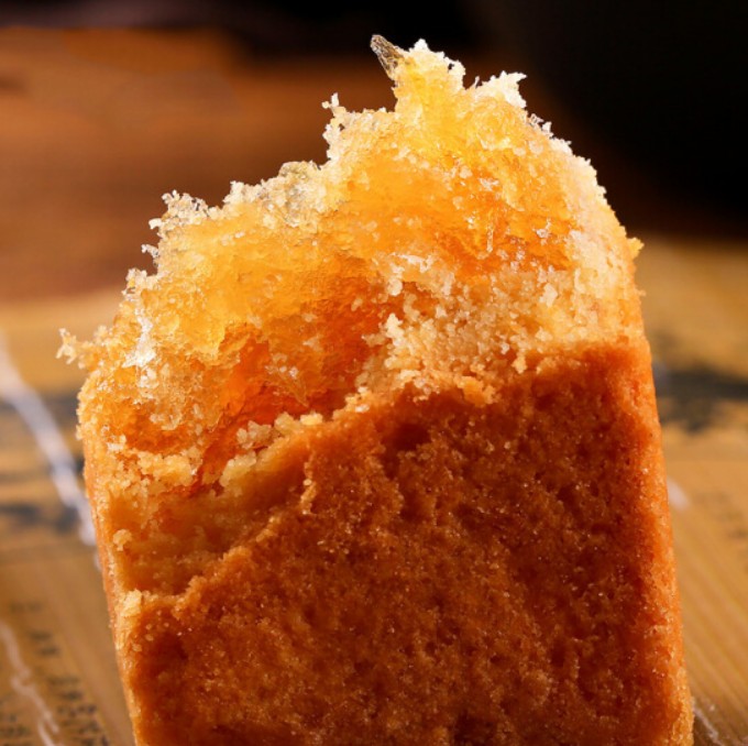 เค้กสับปะรด ตรา Be&Cherry 300g