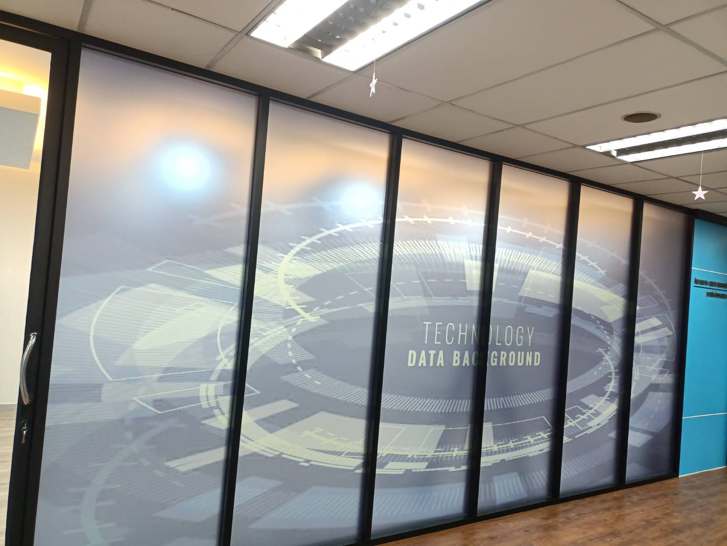 ป้ายสติ๊กเกอร์ติดกระจก งาน TECHNOLOGY DATA BACKGROUND