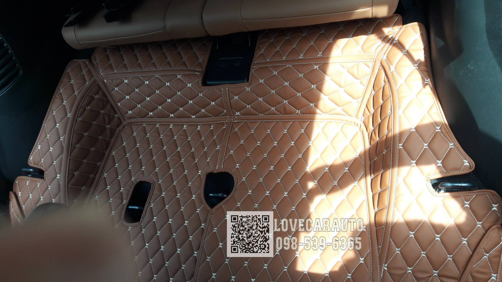 พรมปูพื้นรถยนต์ 6D The New Isuzu MU-X 2023 สีน้ำตาลเข้ม