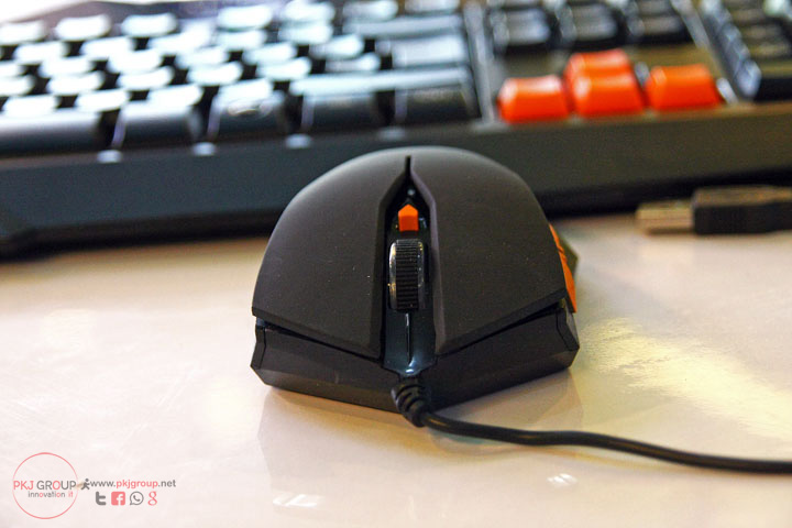 คีย์บอร์ดพร้อมเม้าส์เล่นเกมส์ครบชุดยกเซ็ตกับ Macnus K10+