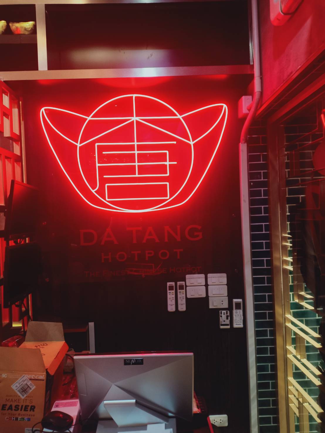 ป้ายไฟแอลอีดีนีออนเฟล็ค งานร้านอาหารจีน DA TANG HOTPOT