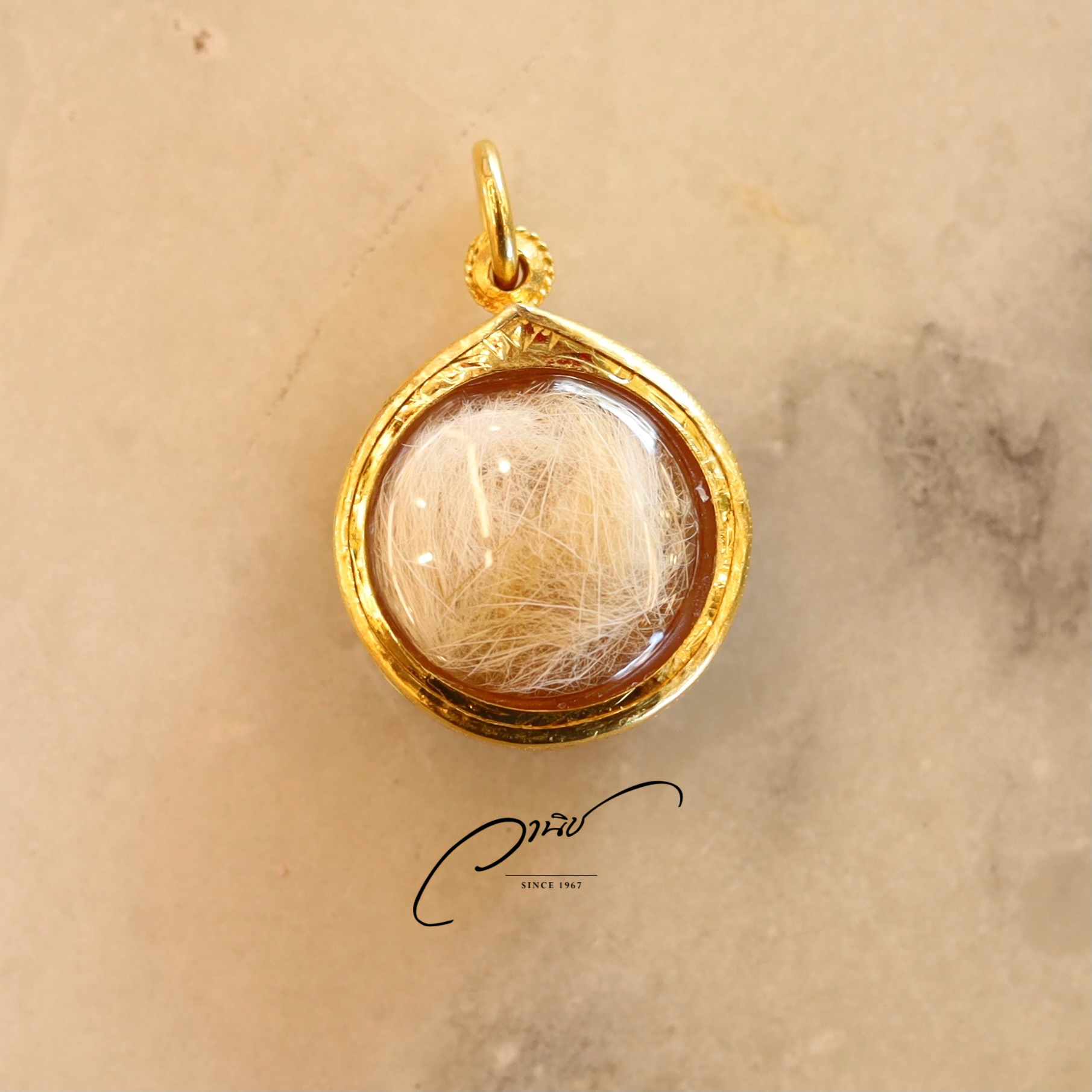 รับทำล็อกเก็ตรูปสัตว์เลี้ยง เลี่ยมกรอบทองคำแท้ By WANICH JEWELRY