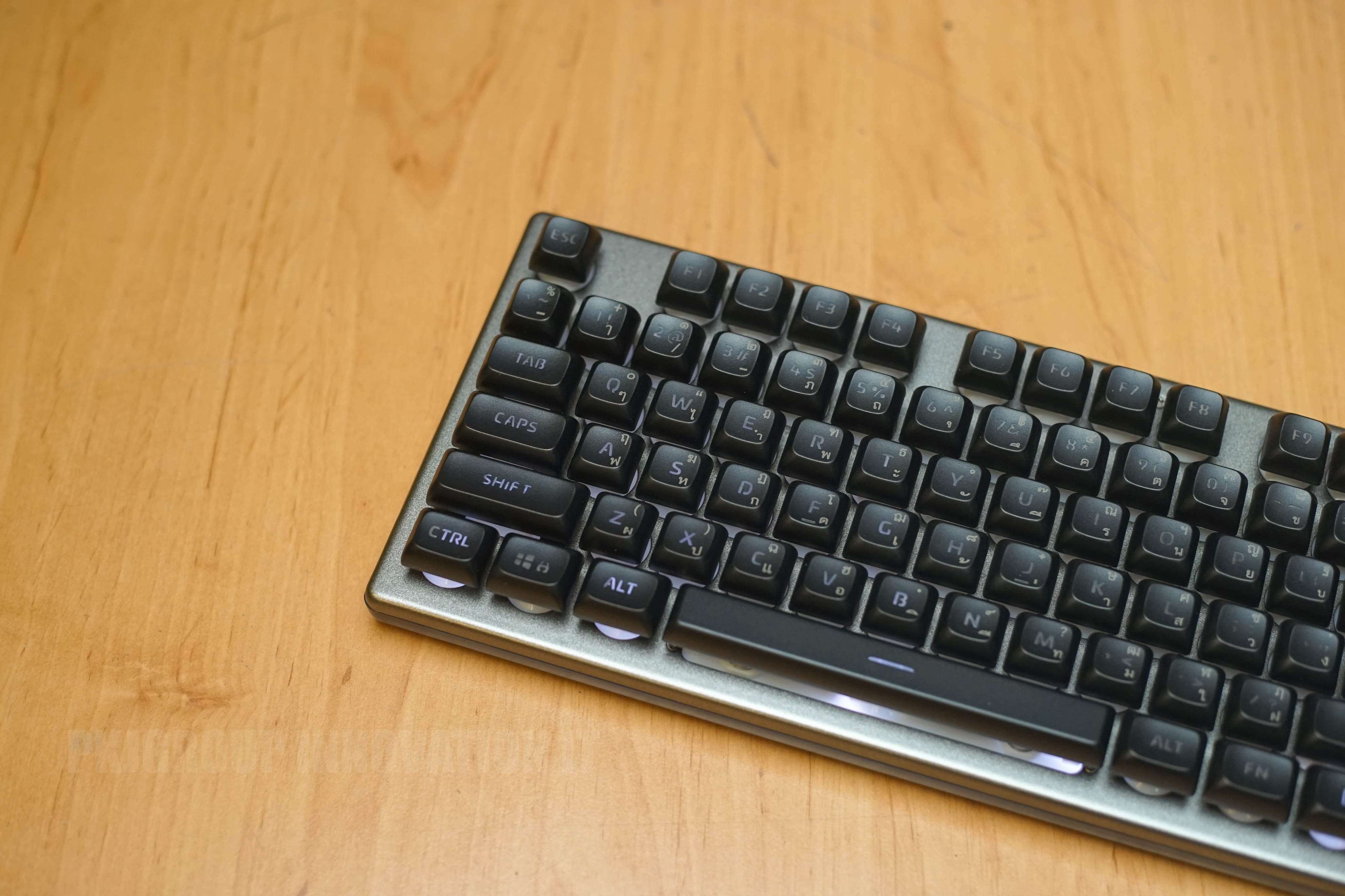 คีย์บอร์ดเกมมิ่ง Aula F2028 รองรับมาโคร มีปุ่มปรับเสียง