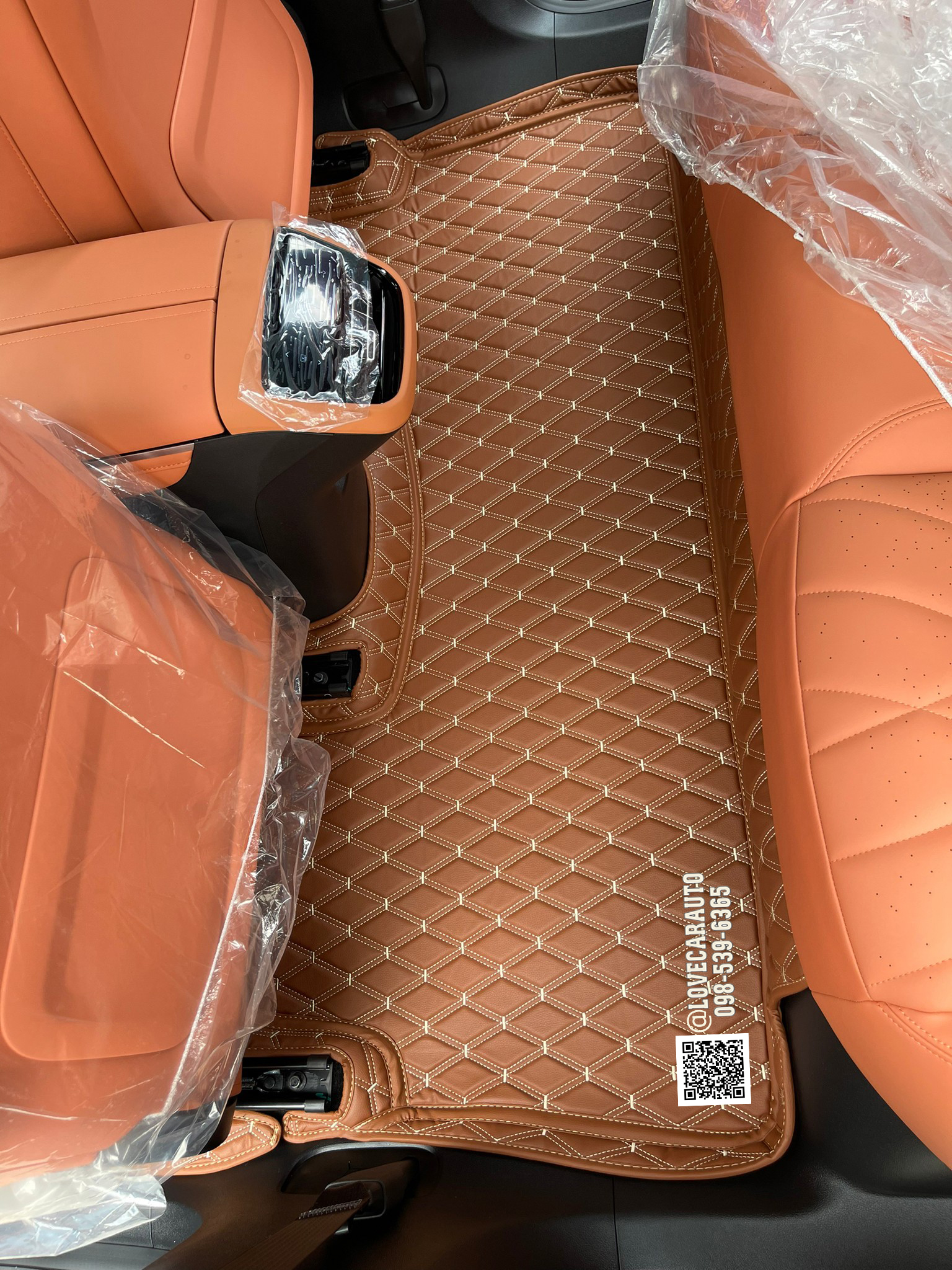 พรมรถยนต์ 6D Deepal S07 พรมvvip สีน้ำตาลเข้มด้ายทอง