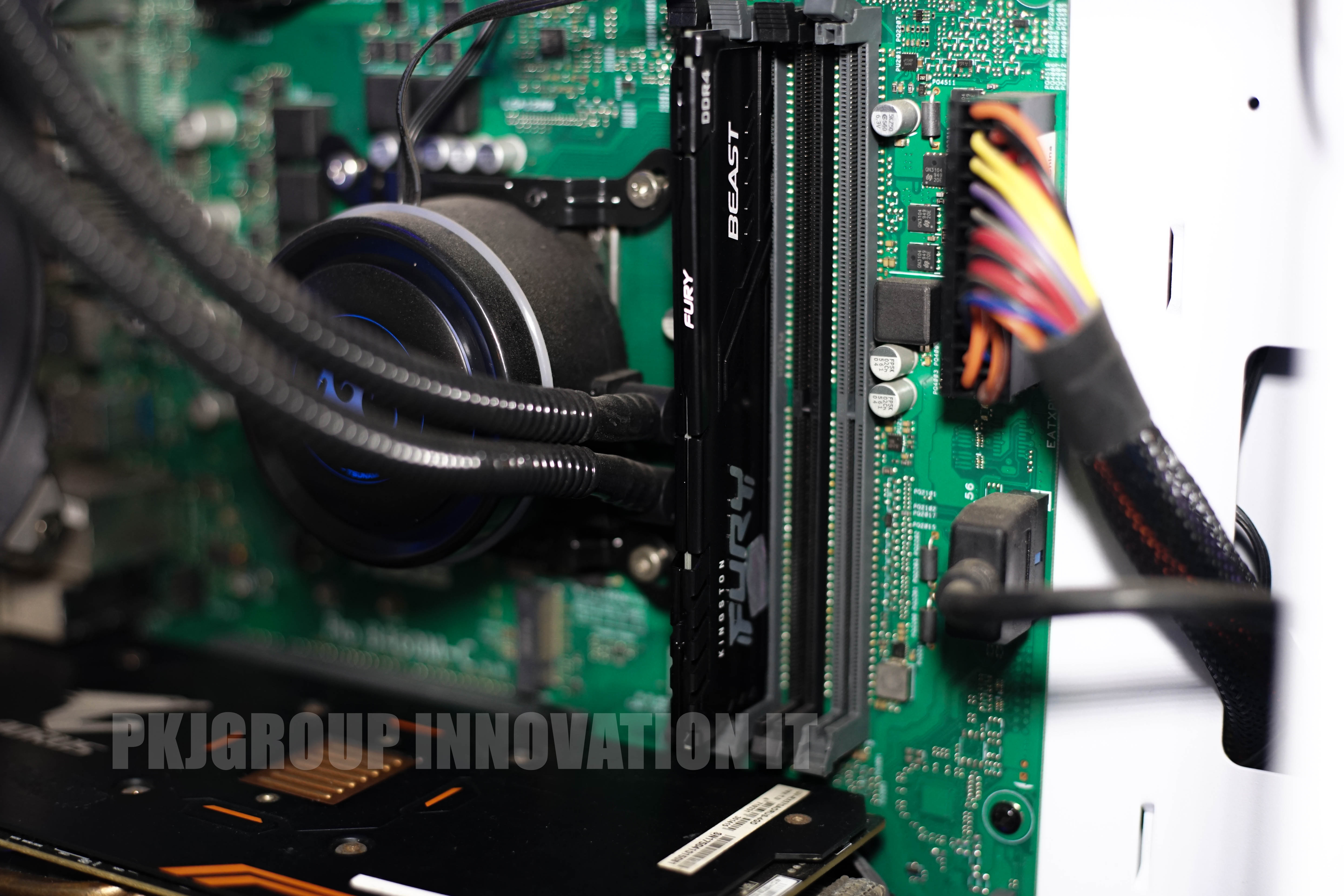 คอมเล่นเกมมือสอง i7-10700k RAM 8GB m.2 1 TB RX570 ชุดน้ำ Tsunami 1 ตอน