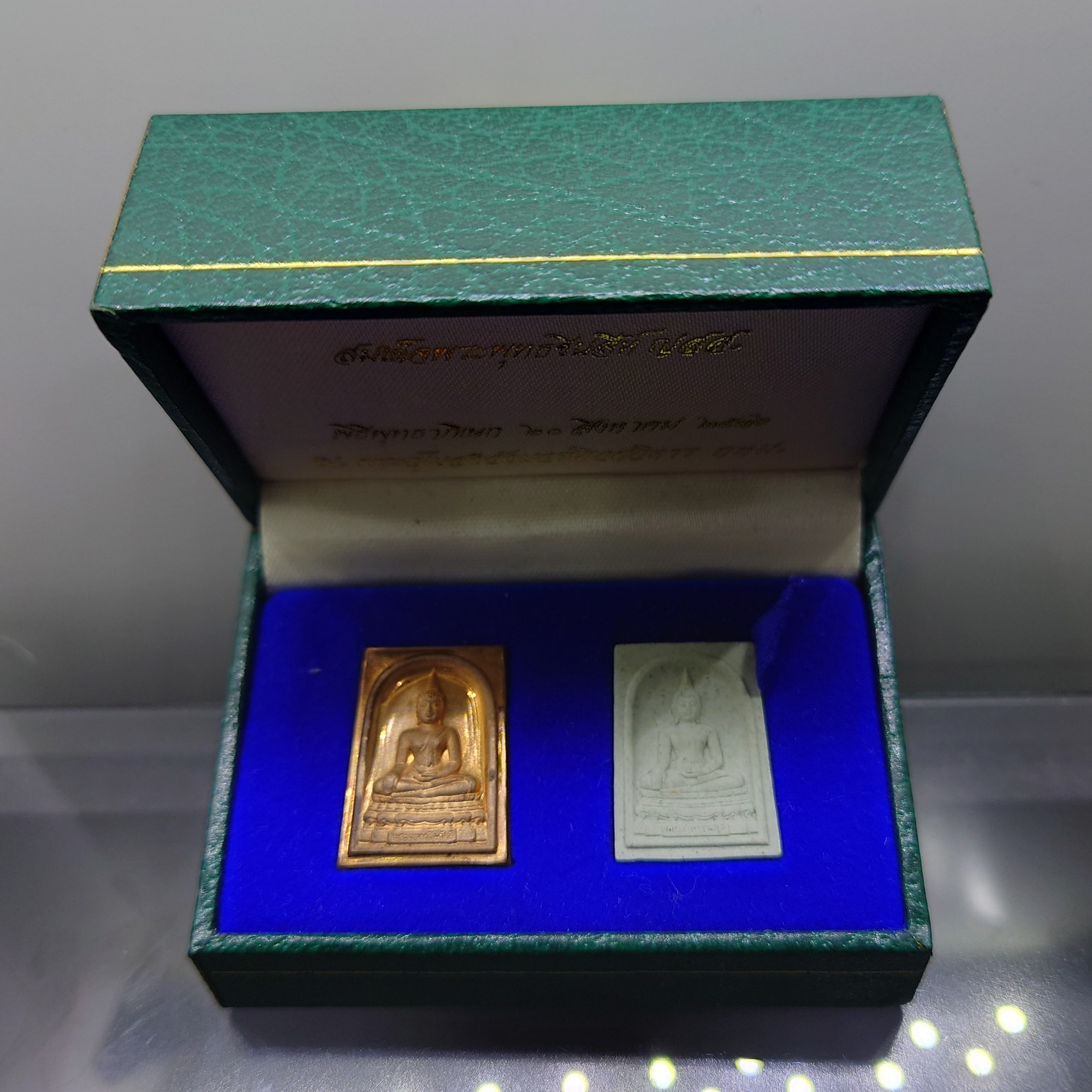 สมเด็จพระพุทธชินสีห์ ญสส 80 พรรษา ชุดทองแดง และ เนื้อผง วัดบวรนิเวศวิหาร ปี2536 พร้อมกล่องเดิม