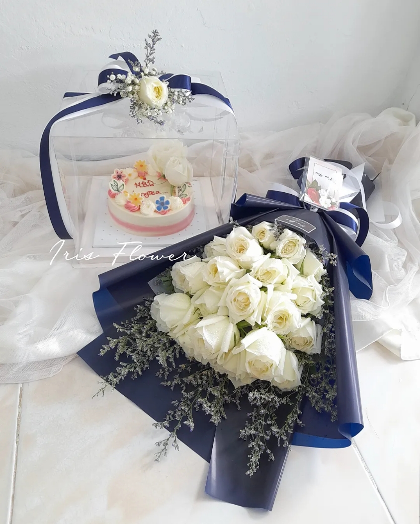 ็็HBD Set ช่อดอกกุหลาบและเค้ก