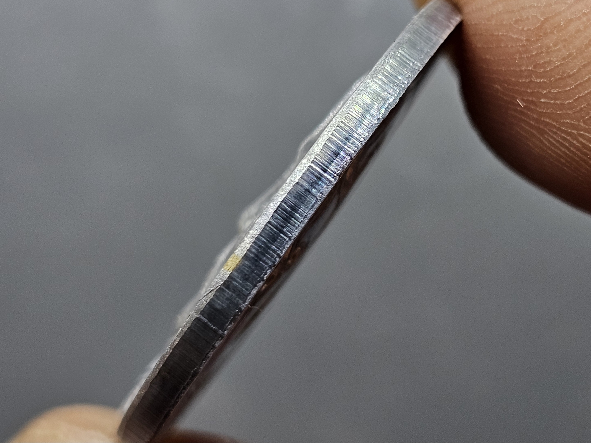 เหรียญที่ระลึก ร. 5 หลัง จปร. เนื้อเงิน ที่ระลึกสร้างศาลากาญจนาภิเษก วัดนิเวศธรรมประวัติ ปี2537 พร้อมกล่อง