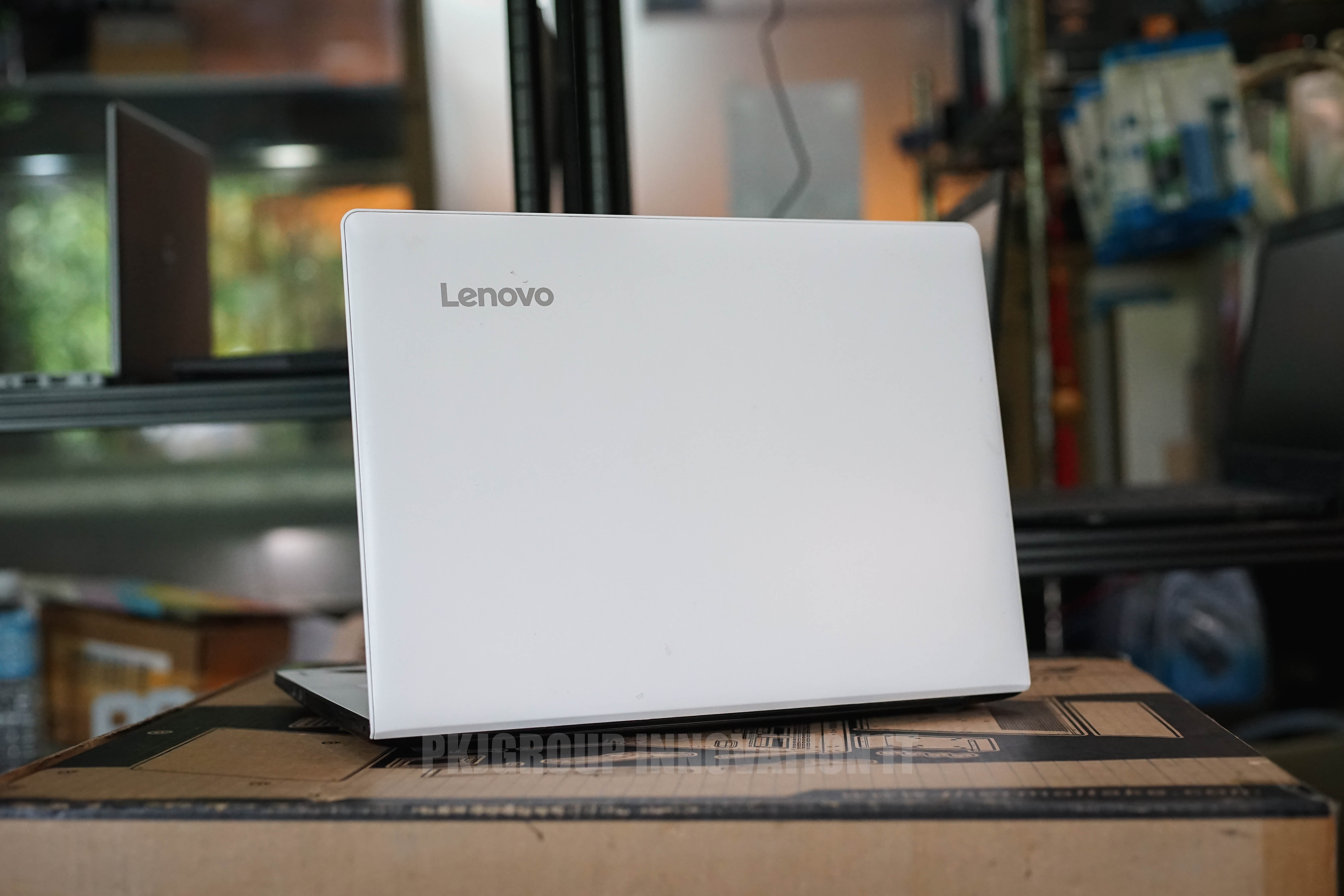 โน๊ตบุ๊คทำงานมือสอง Lenovo Ideapad 310-14IKB Intel core i5-7200U RAM 4 GB GeForce 940MX