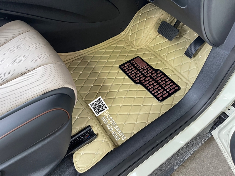 พรมปูพื้นรถยนต์ 6D BYD Dolphin ครีม