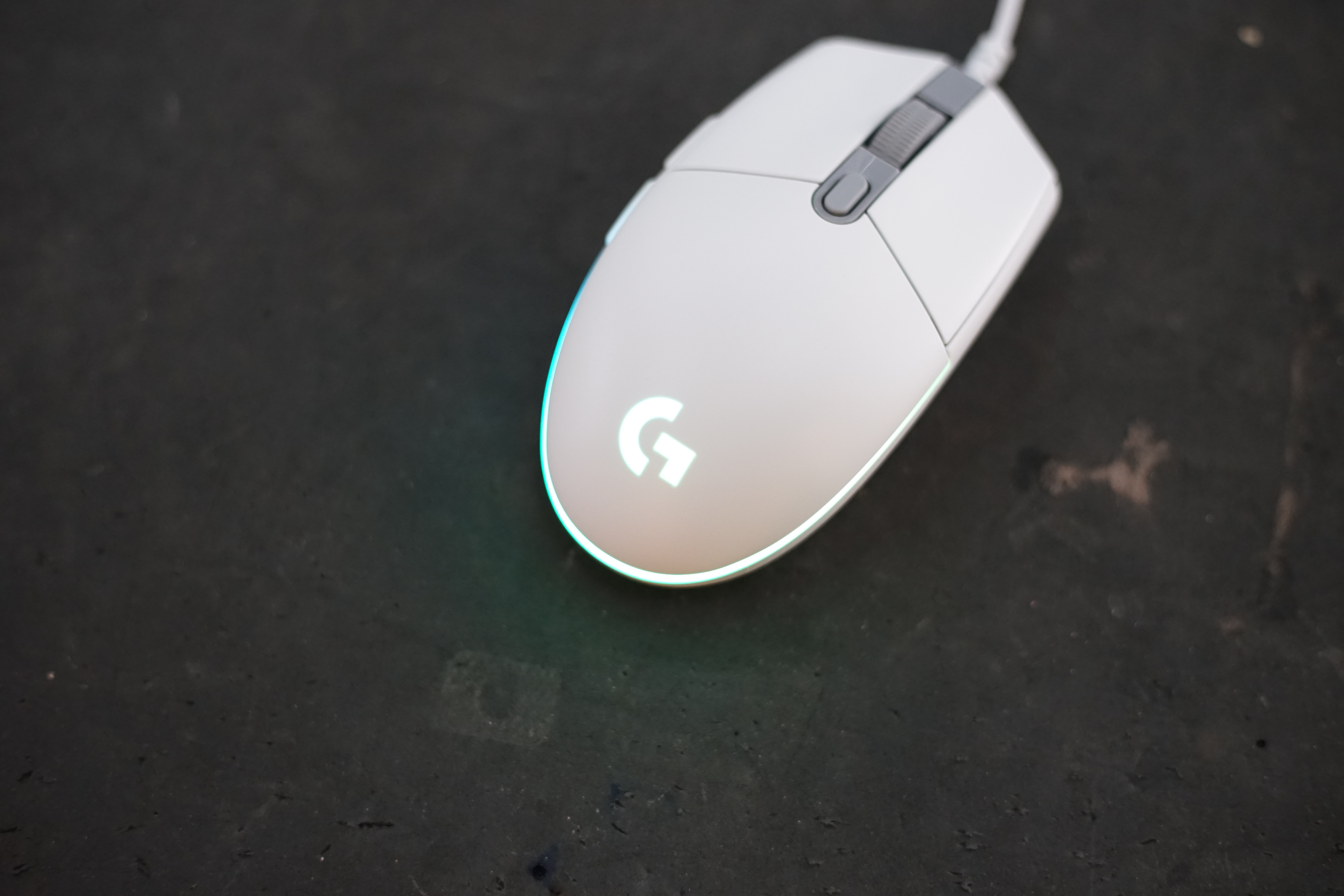เมาส์เล่นเกม Logitech G102 LIGHTSYNC White DPI 8000 ประกัน 2 ปีเต็ม