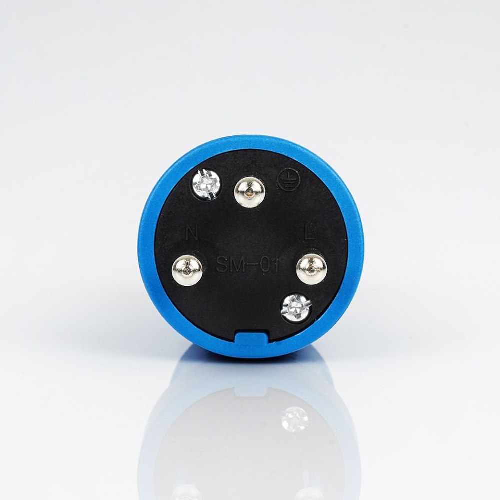 "SUMO" P1-0123TH พาวเวอร์ปลั๊กตัวผู้ 3สาย 3ขา 16A 220V IP44