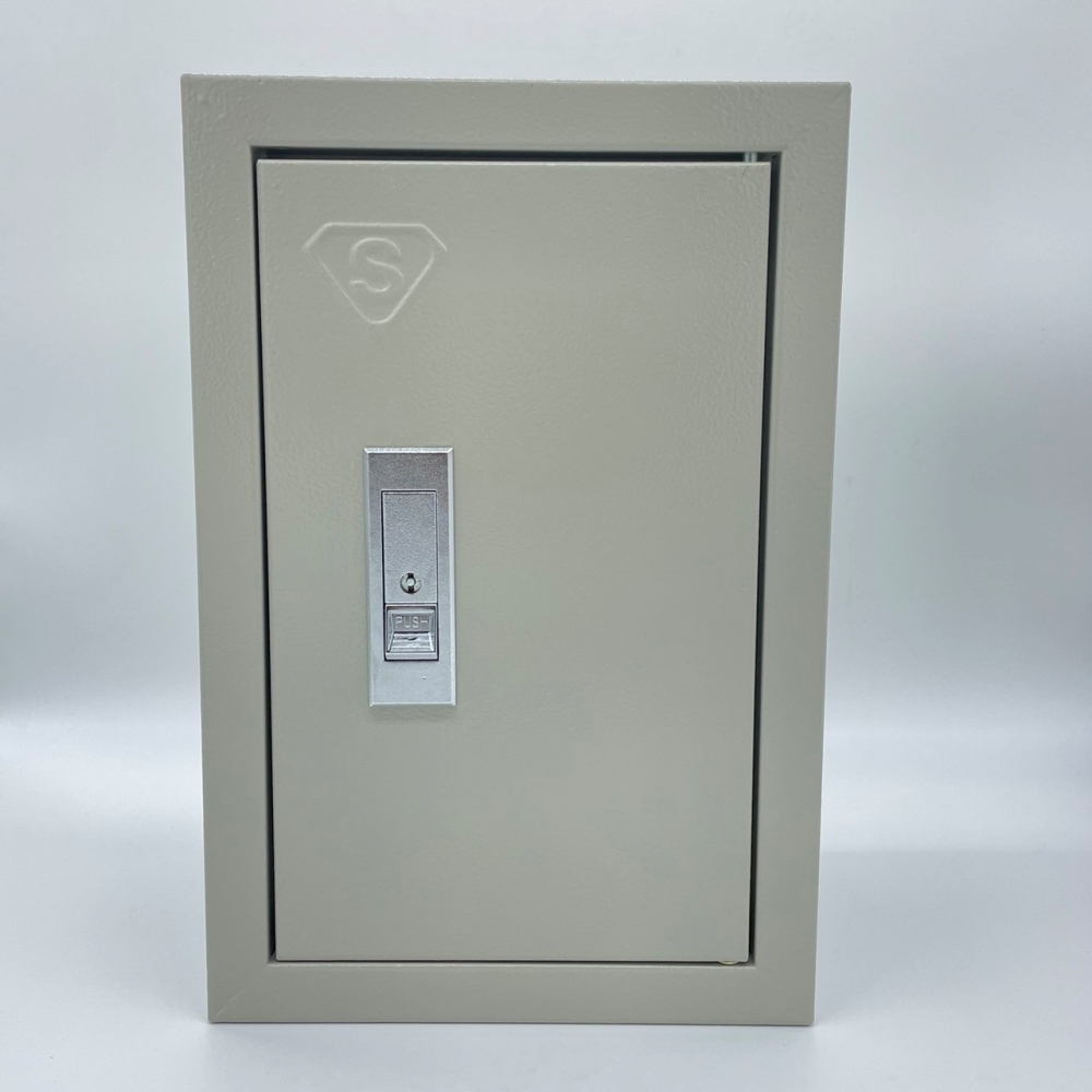 SUPER TSLC-06 ตู้ไฟสวิทช์บอร์ดมาตรฐาน แบบธรรมดา มีหลังคา SIZE (WXHXD) : 440X610X230 mm. ความหนา 0.8 mm. IP30 สีครีม