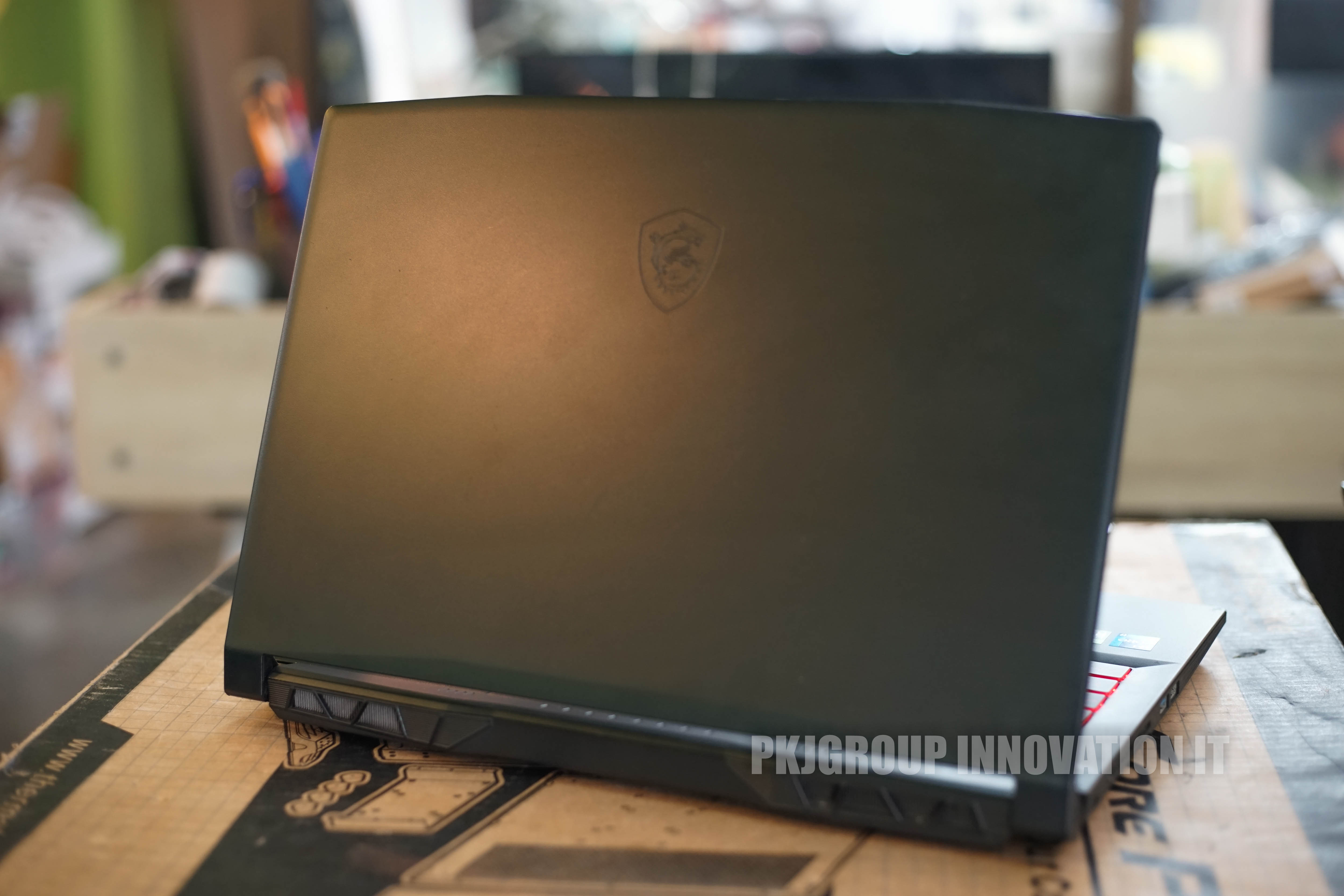 โน๊ตบุ๊คเล่นเกมมือสอง MSI GF66 11UE-054TH i7-11800H RAM 16 GB M.2 1 TB RTX3060 ***ตำหนิในโพสต์