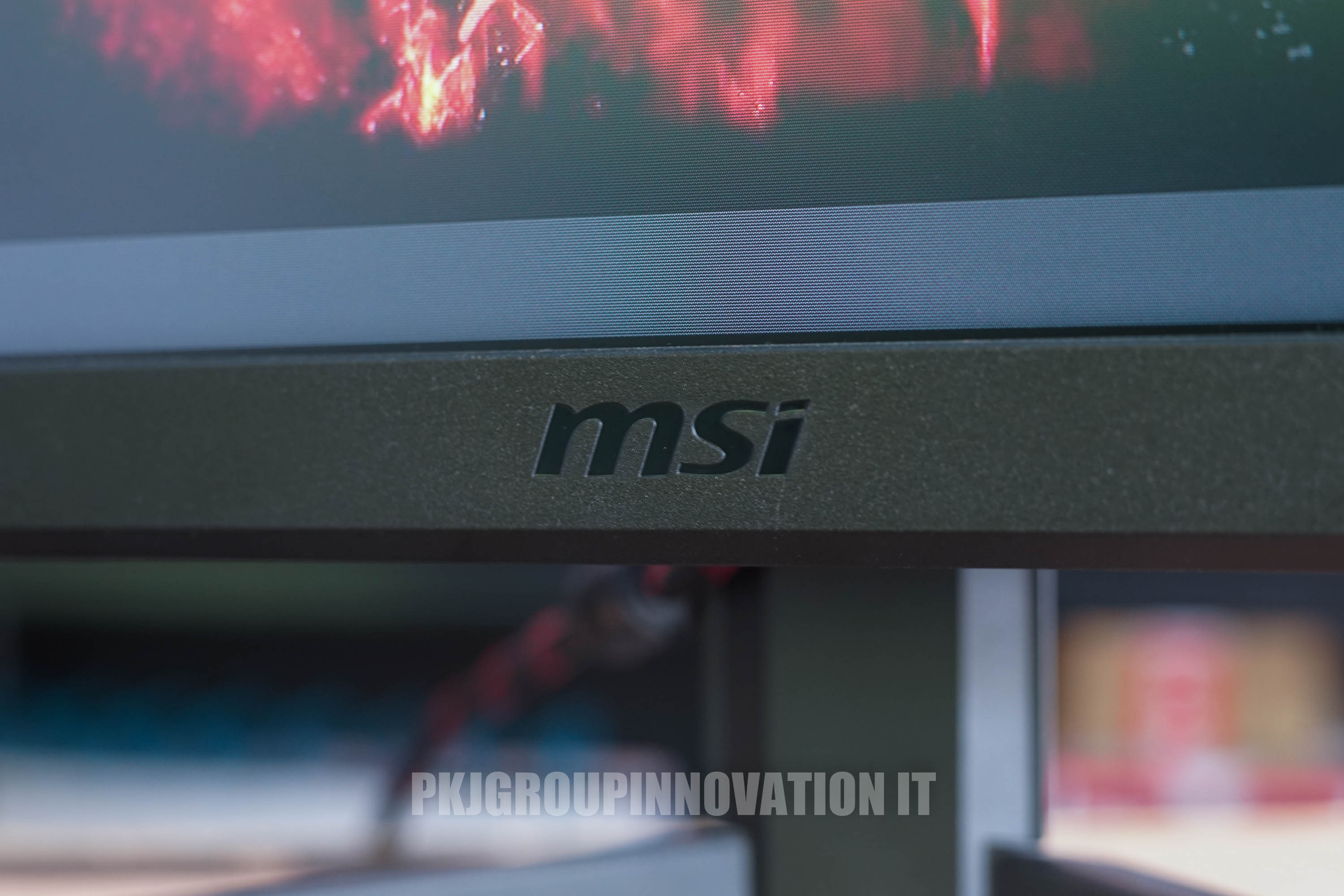 จอคอมพิวเตอร์มือสอง MSI Optix G32 Series - Curved Edition สภาพสวยพร้อมใช้งาน