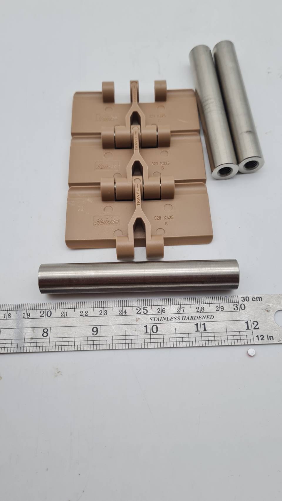 สายพาน Top chain แกนเพลาขนาด 16 มม ยาว 101 มม M8 SUS304 สำหรับประกอบโครงสายพาน Top chain.