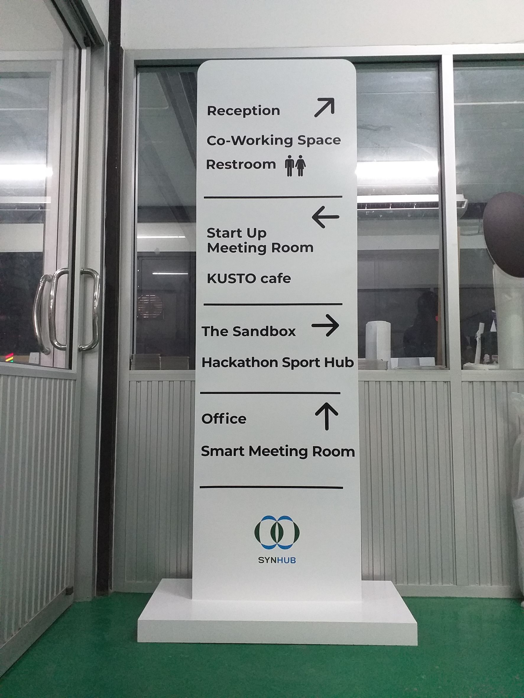 งานป้ายฐานตั้งโลหะ ป้ายตั้งบอกทาง งานSYNHUB