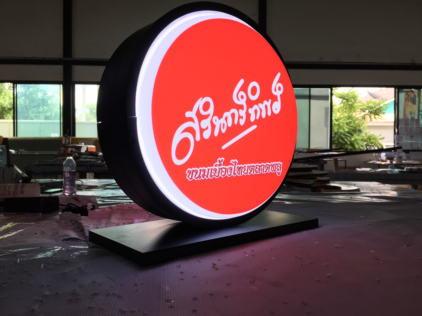 งานสรินทร์ทิพย์ ตู้ไฟปั๊มนูนพร้อมฐานเพลท