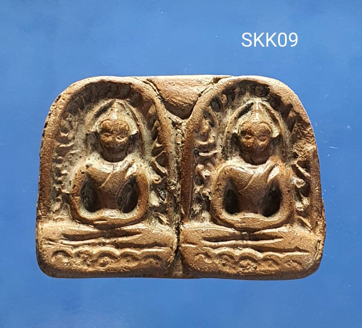 พระกำแพงซุ้มกอตัดคู่ 帕颂扣 Phra Somkor พิมพ์ใหญ่ มีกนก กรุวัดพิกุล จ.กำแพงเพชร