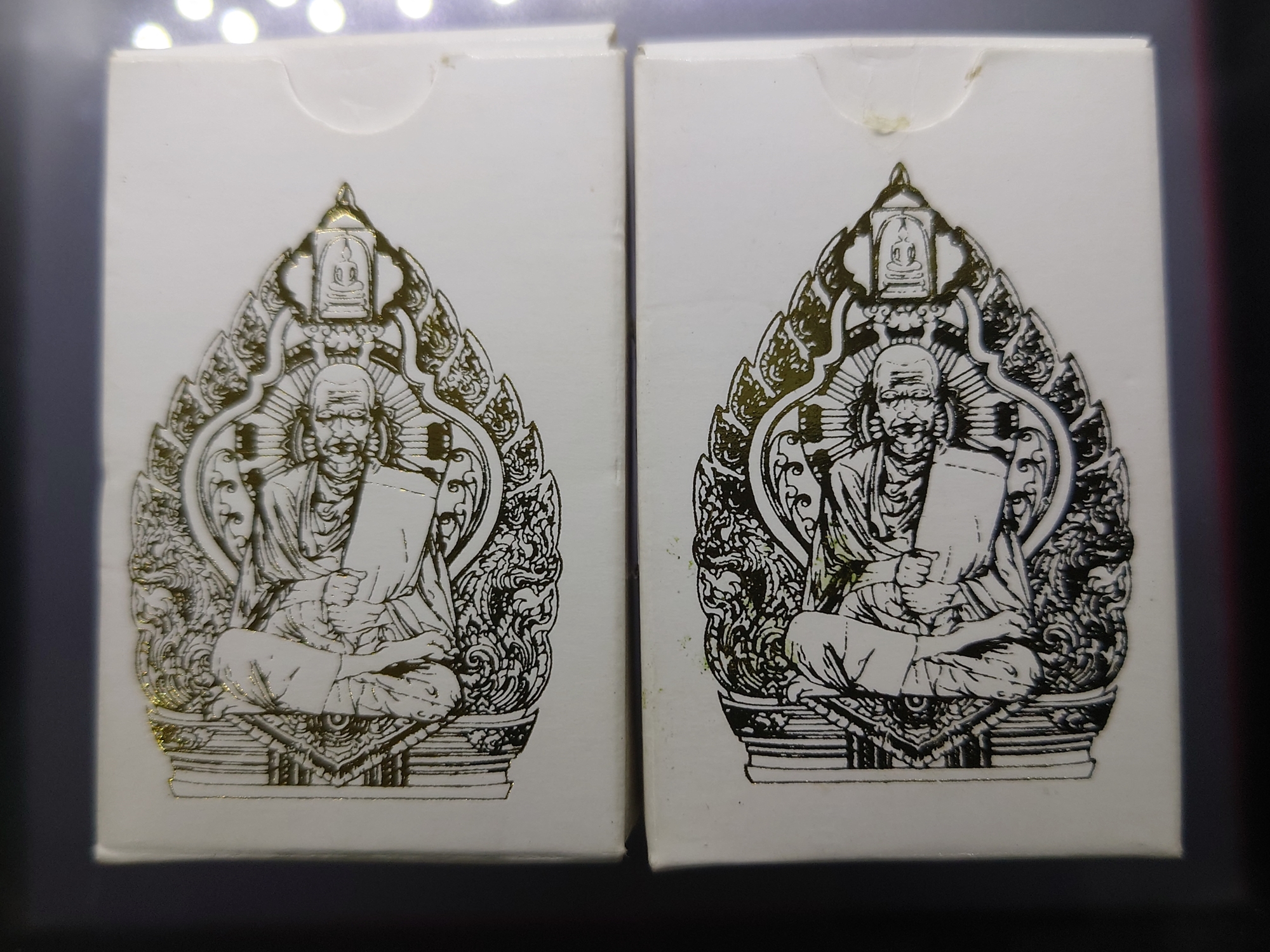 เหรียญเจ้าสัว สมเด็จโต พฺรหฺมรํสี พิมพ์เล็ก เนื้ออัลปาก้า วัดอินทรวิหาร บางขุนพรหม ปี2559 พร้อมตลับเดิม