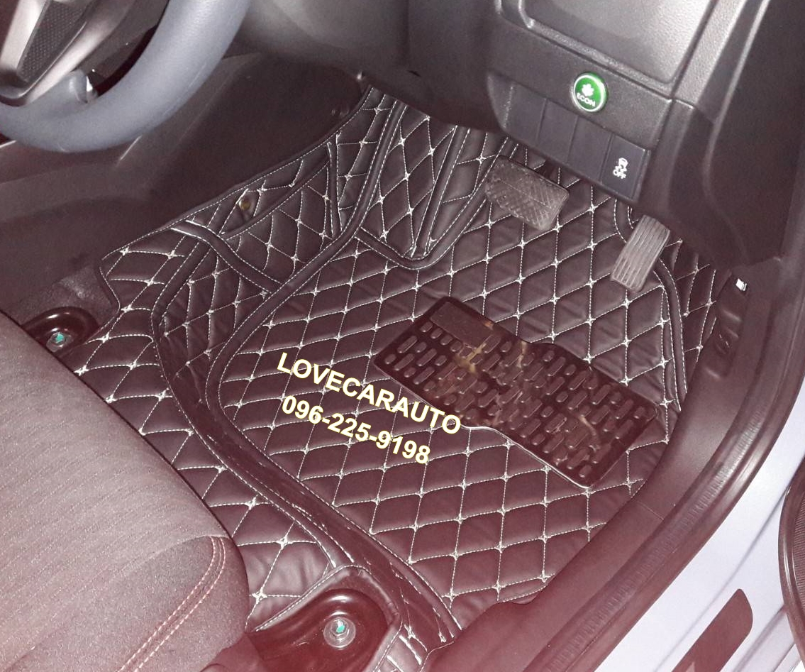 พรมรถยนต์ 6D Jazz 2021 สีดำด้ายทอง