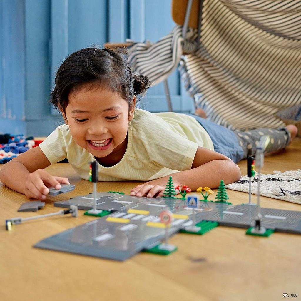 **MTS Toys**เลโก้ Lego 60304 City : Road Plates