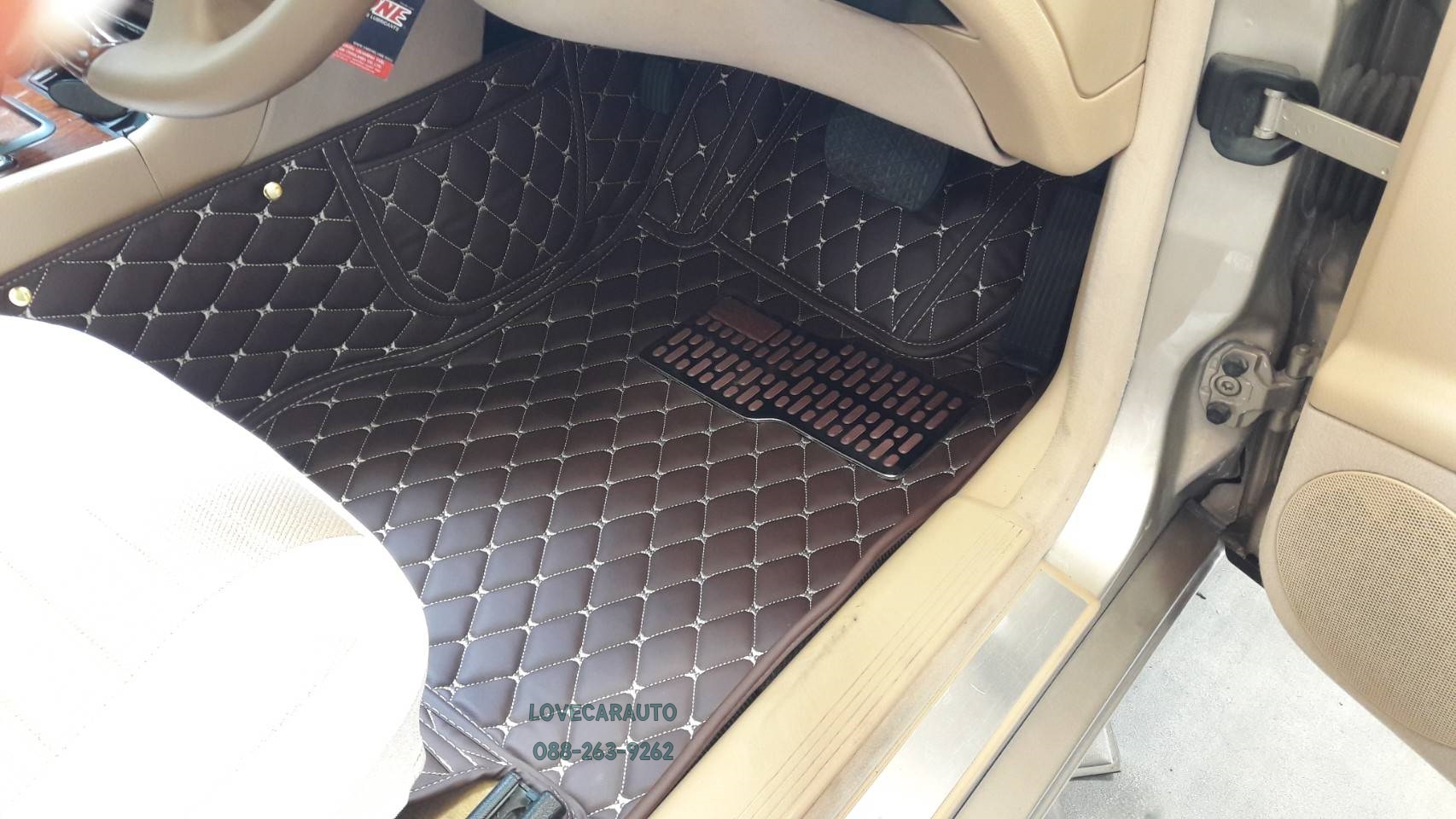 พรมปูพื้นรถยนต์ 6D benz e240 w210 สีกาแฟ