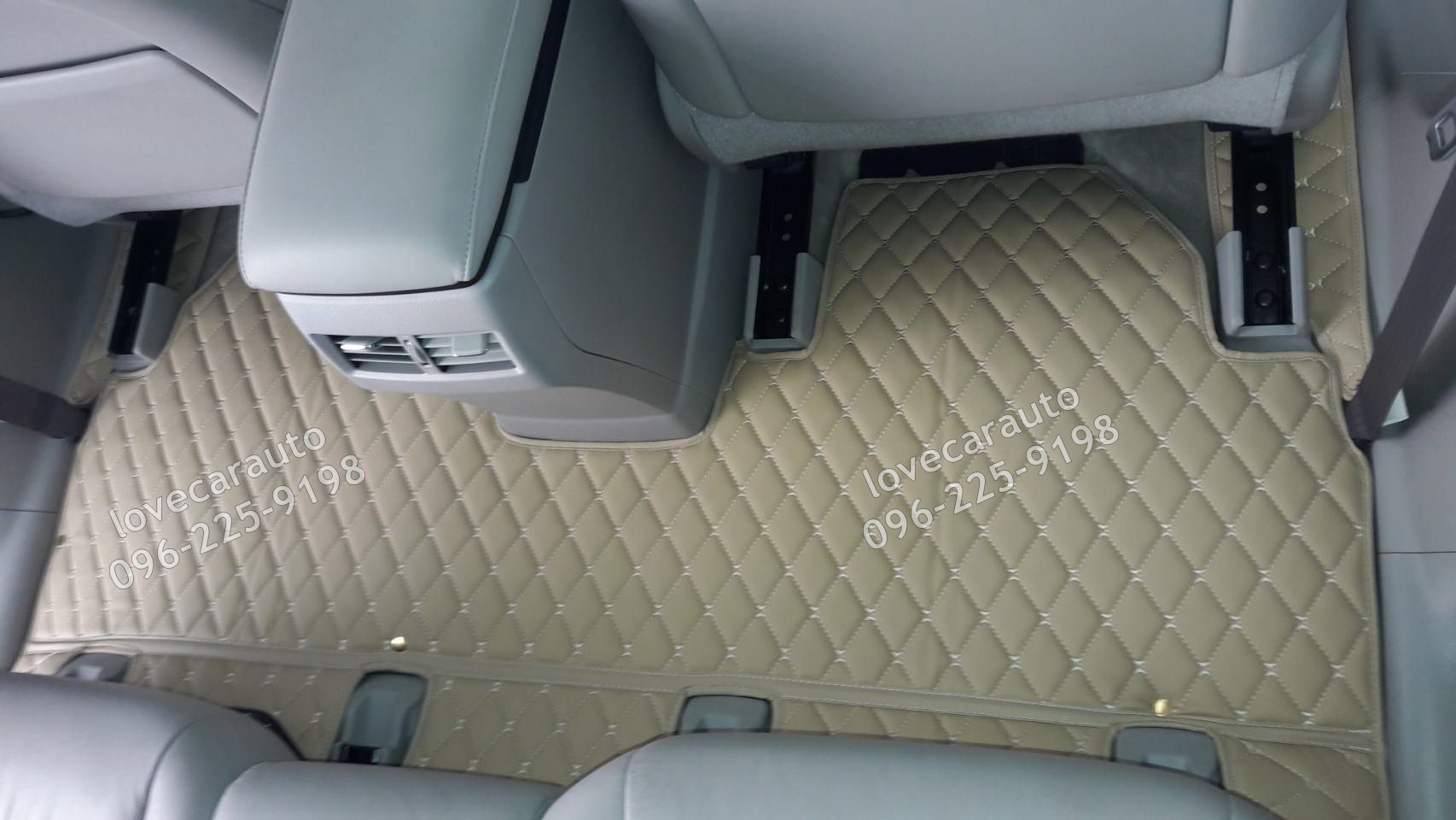 พรมรถยนต์ 6D สีครีม Lexus Rx270