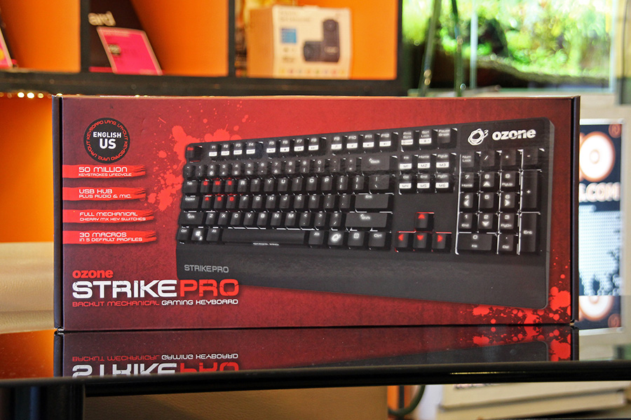 Ozone Strike Pro red Switch คีย์บอร์ดเล่นเกมส์สุดเจ๋งที่มาพร้อมเรดสวิตซ์
