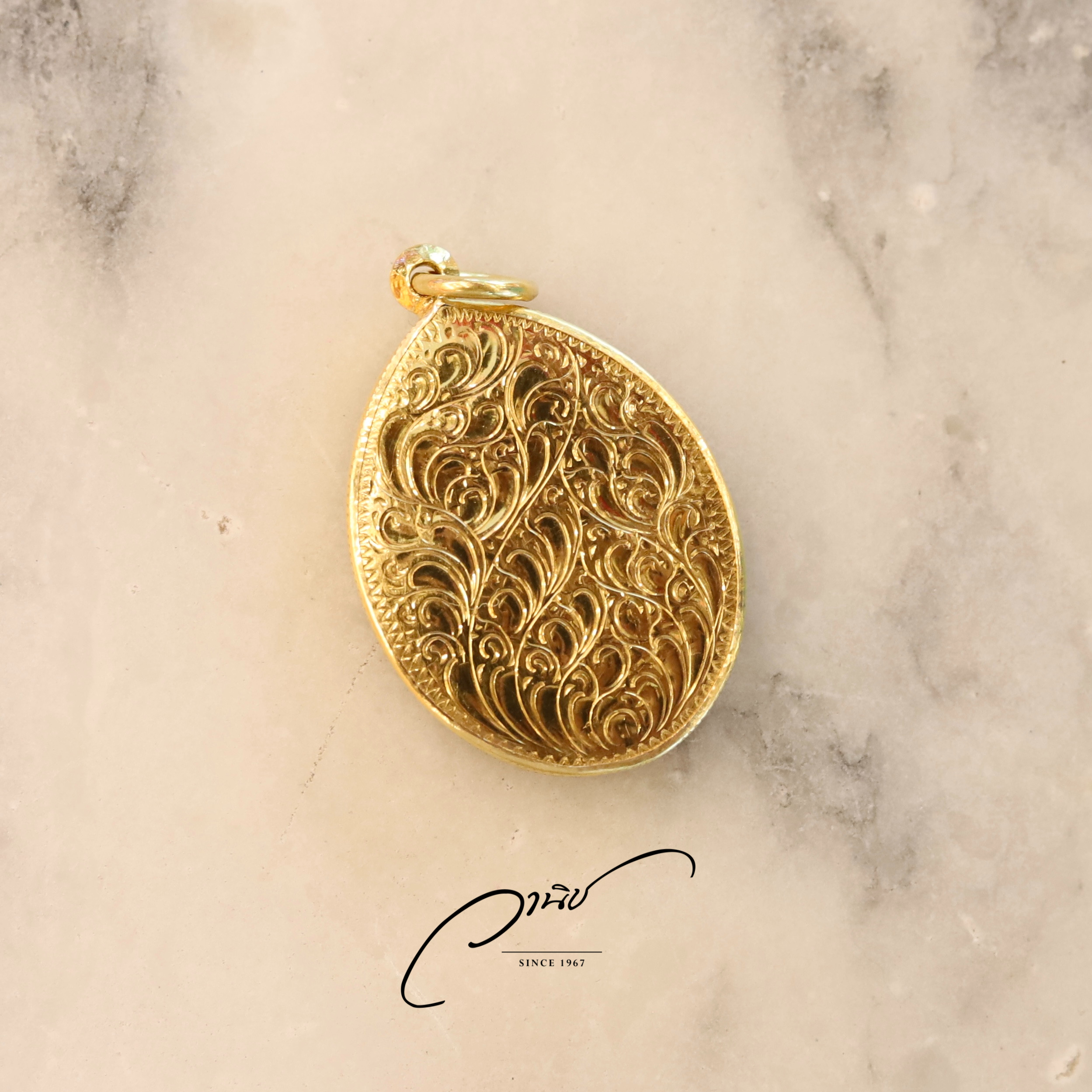 รับทำล็อกเก็ตเลี่ยมกรอบทอง ล็อกเก็ตรูปภาพ ล็อกเก็ตพ่อแม่ จี้รูปภาพ จี้พ่อแม่ เลี่ยมกรอบทองคำGold Locket By WANICH JEWELRY